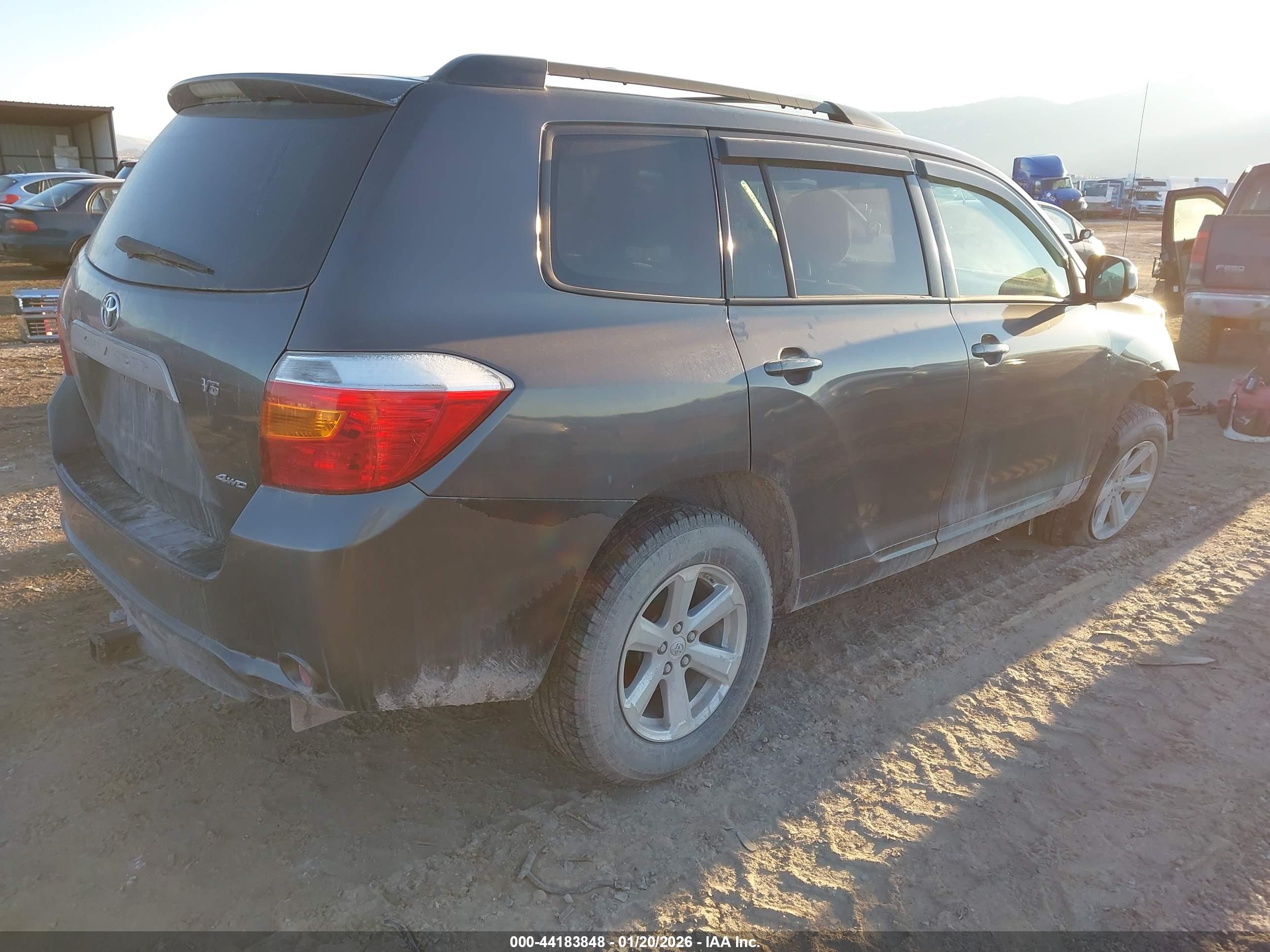 TOYOTA HIGHLANDER image 4