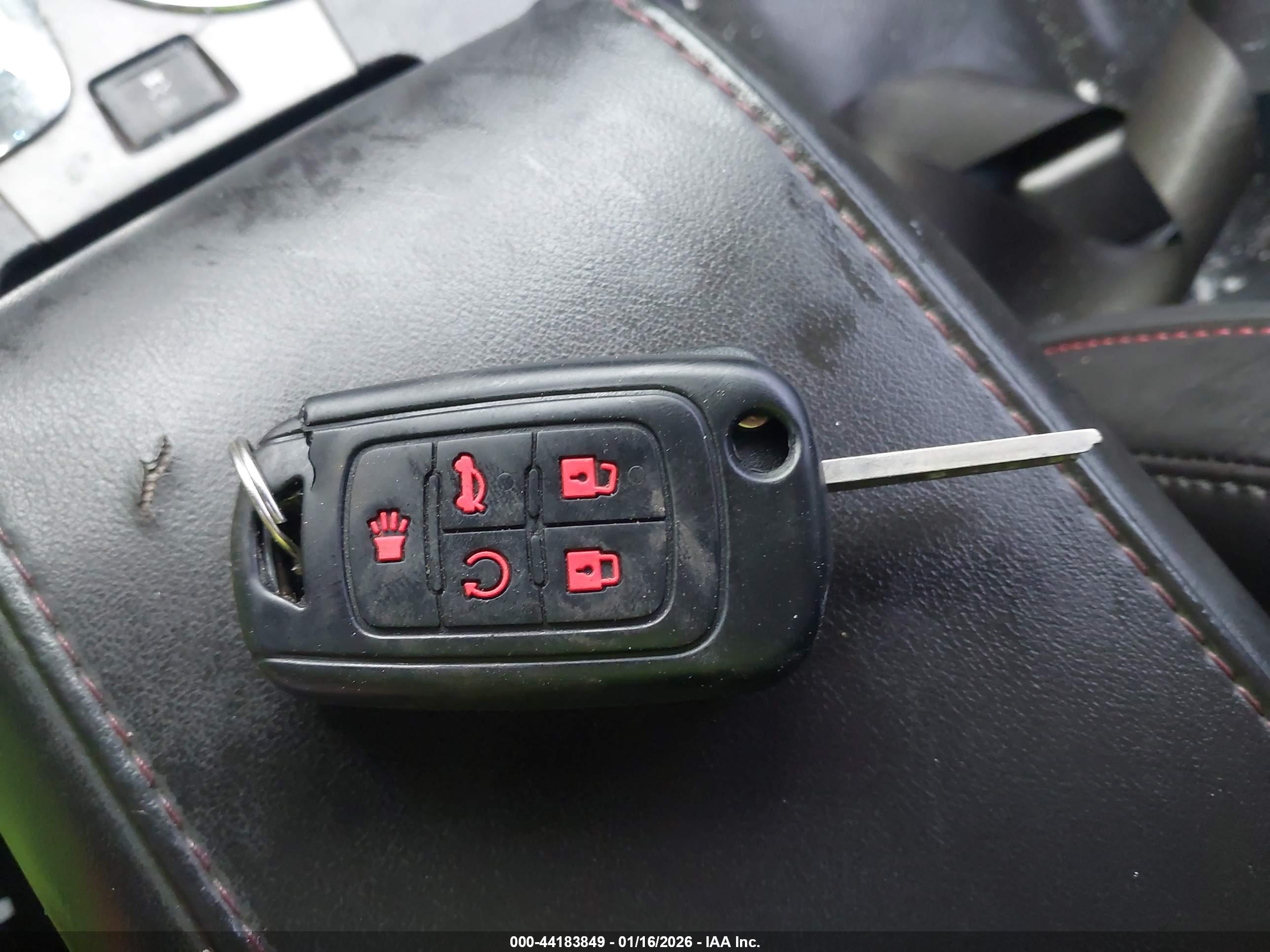 CHEVROLET EQUINOX image 11