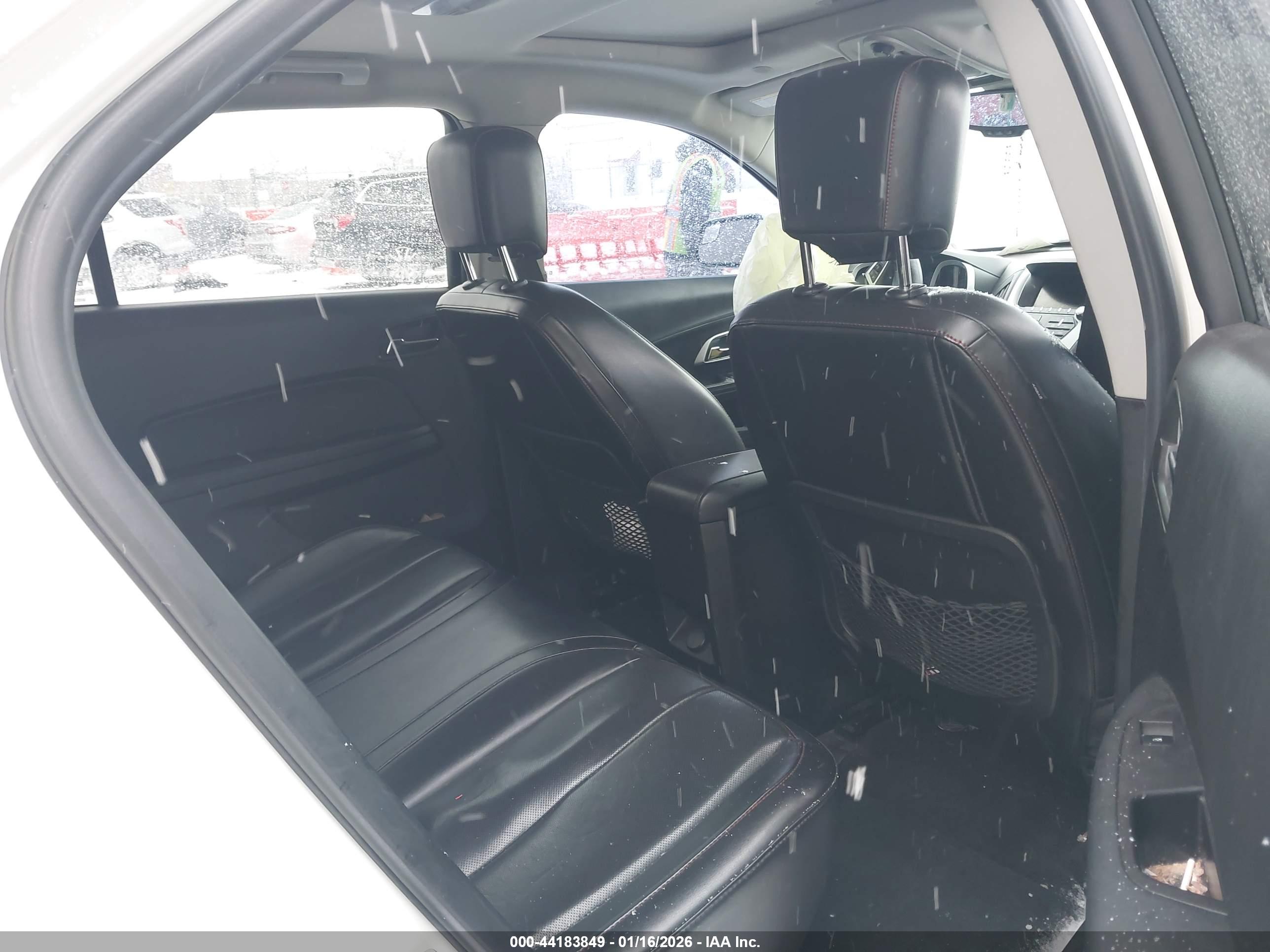 CHEVROLET EQUINOX image 8