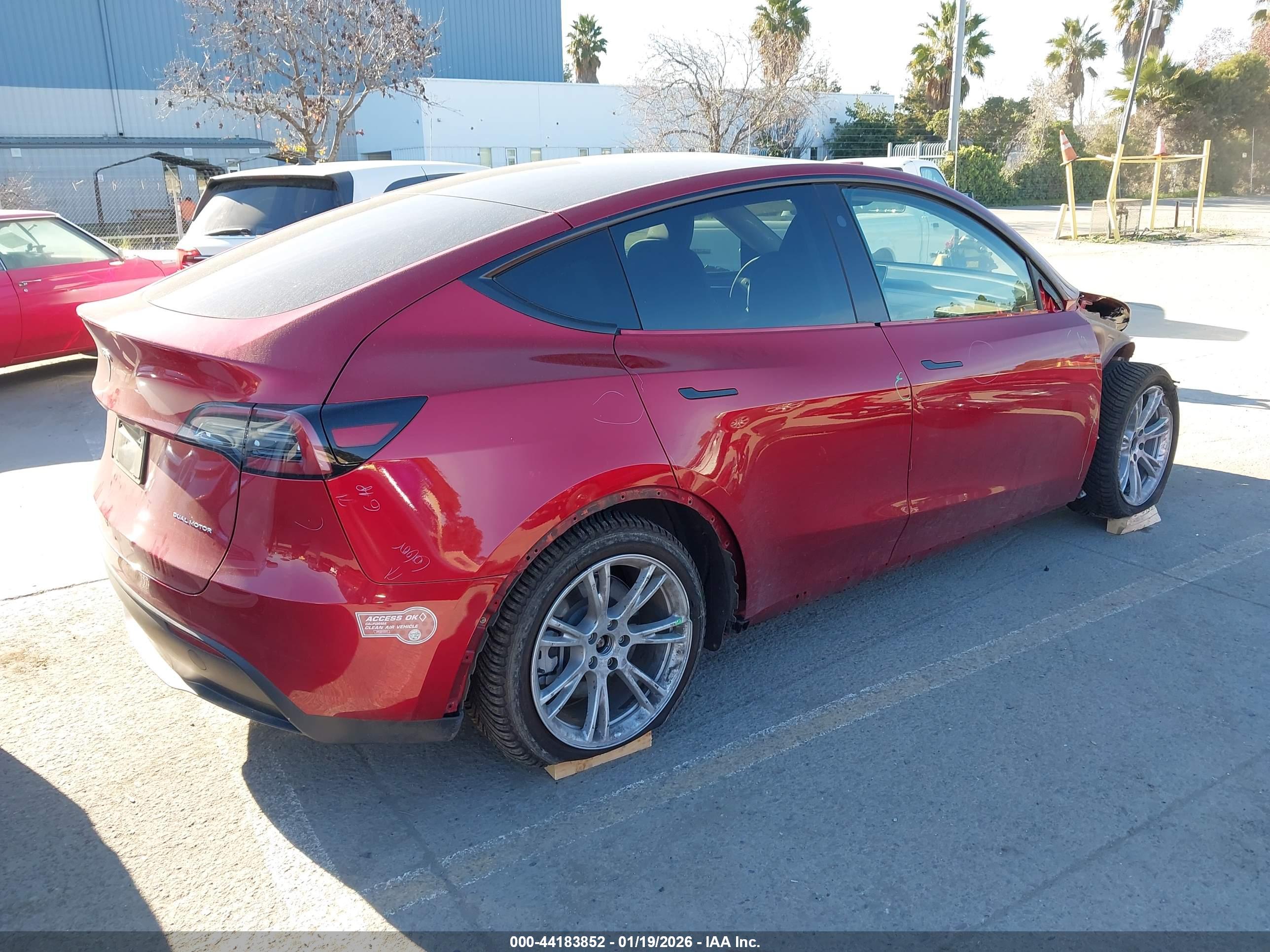 TESLA MODEL image 4