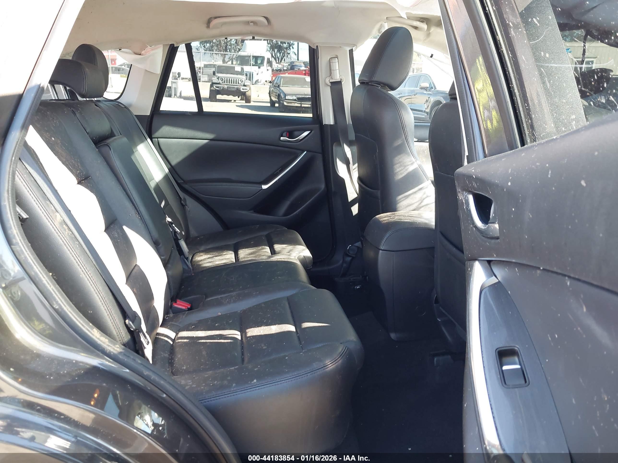 MAZDA CX-5 image 8