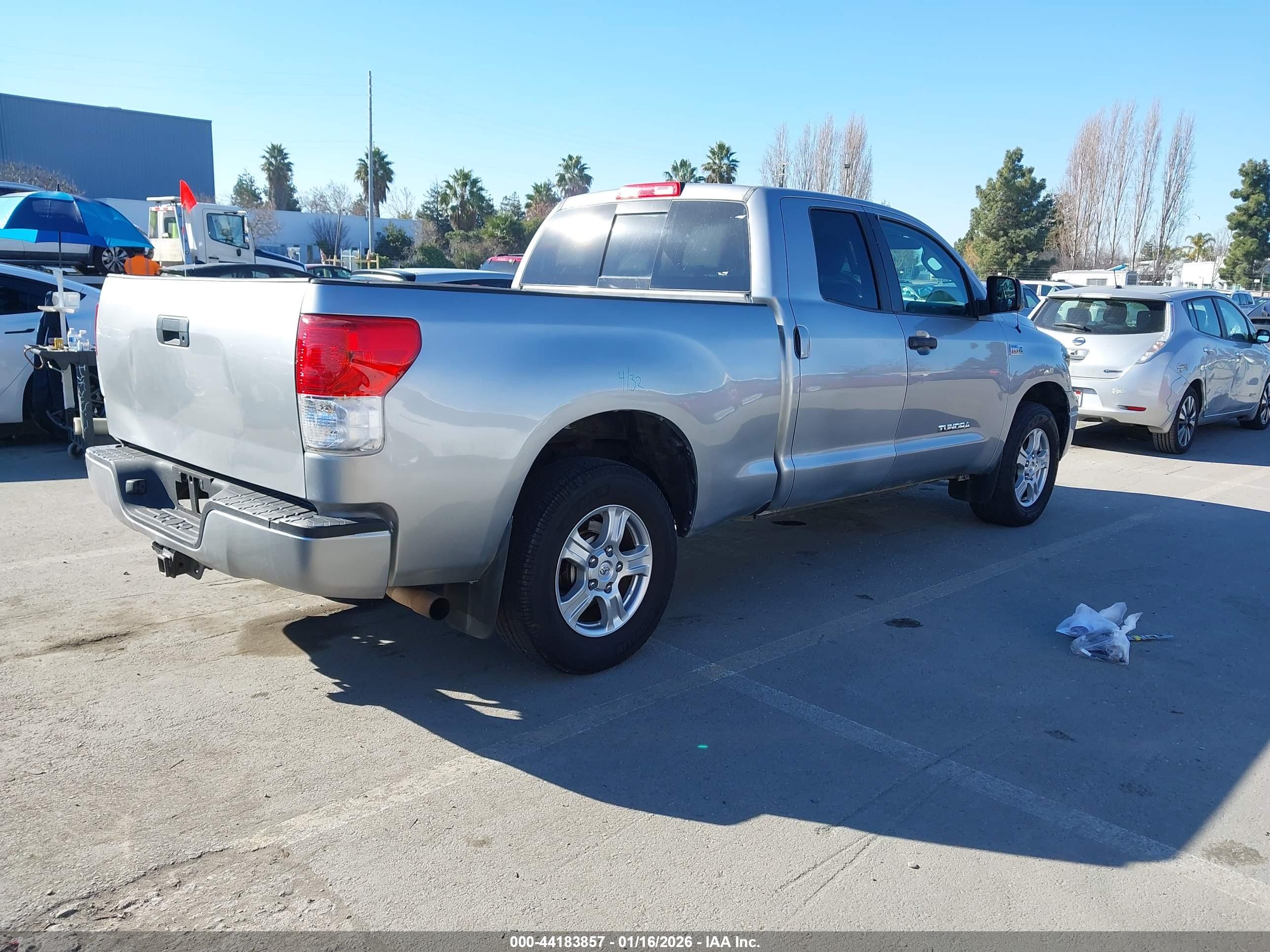 TOYOTA TUNDRA image 4