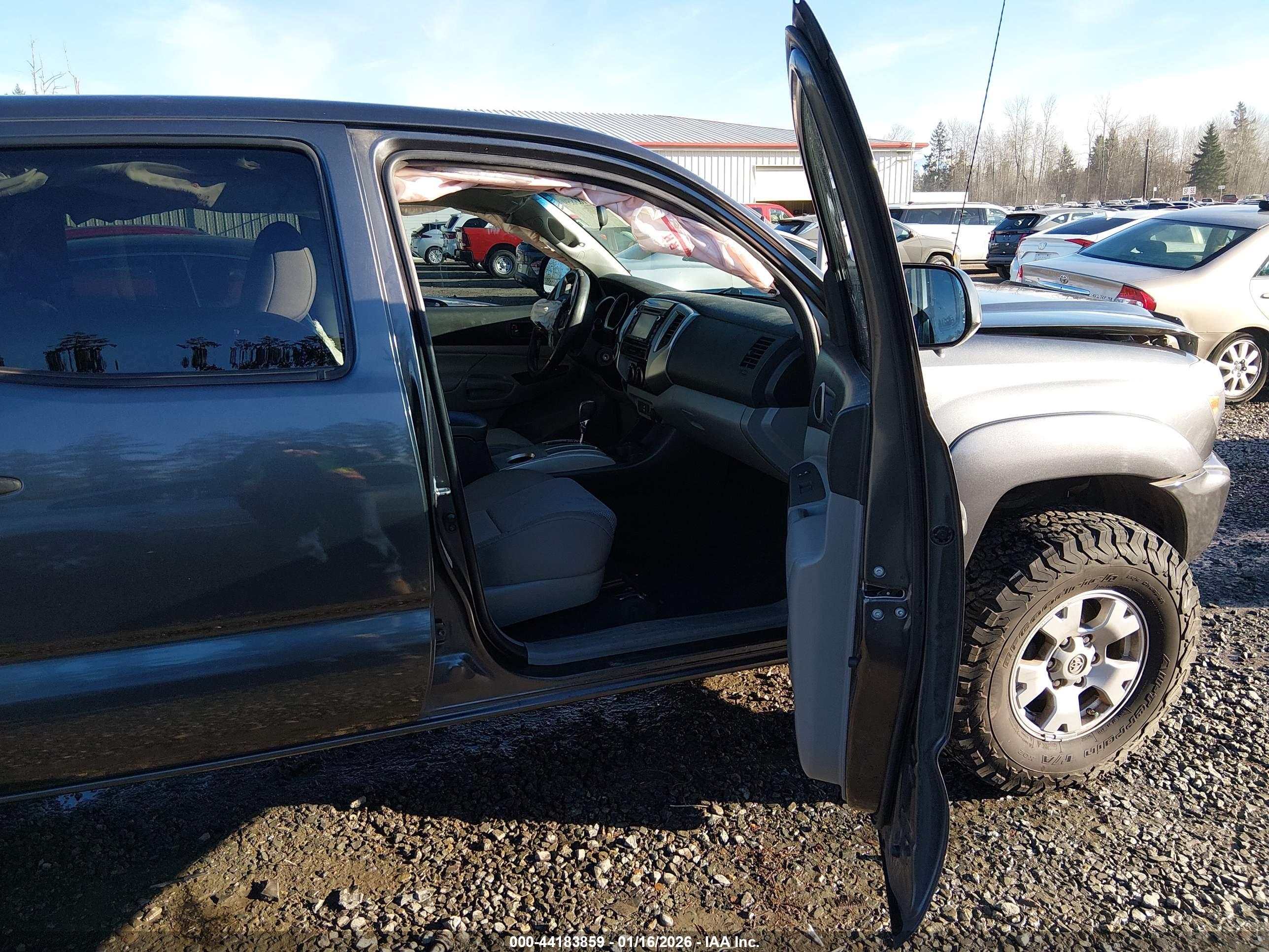 TOYOTA TACOMA image 5