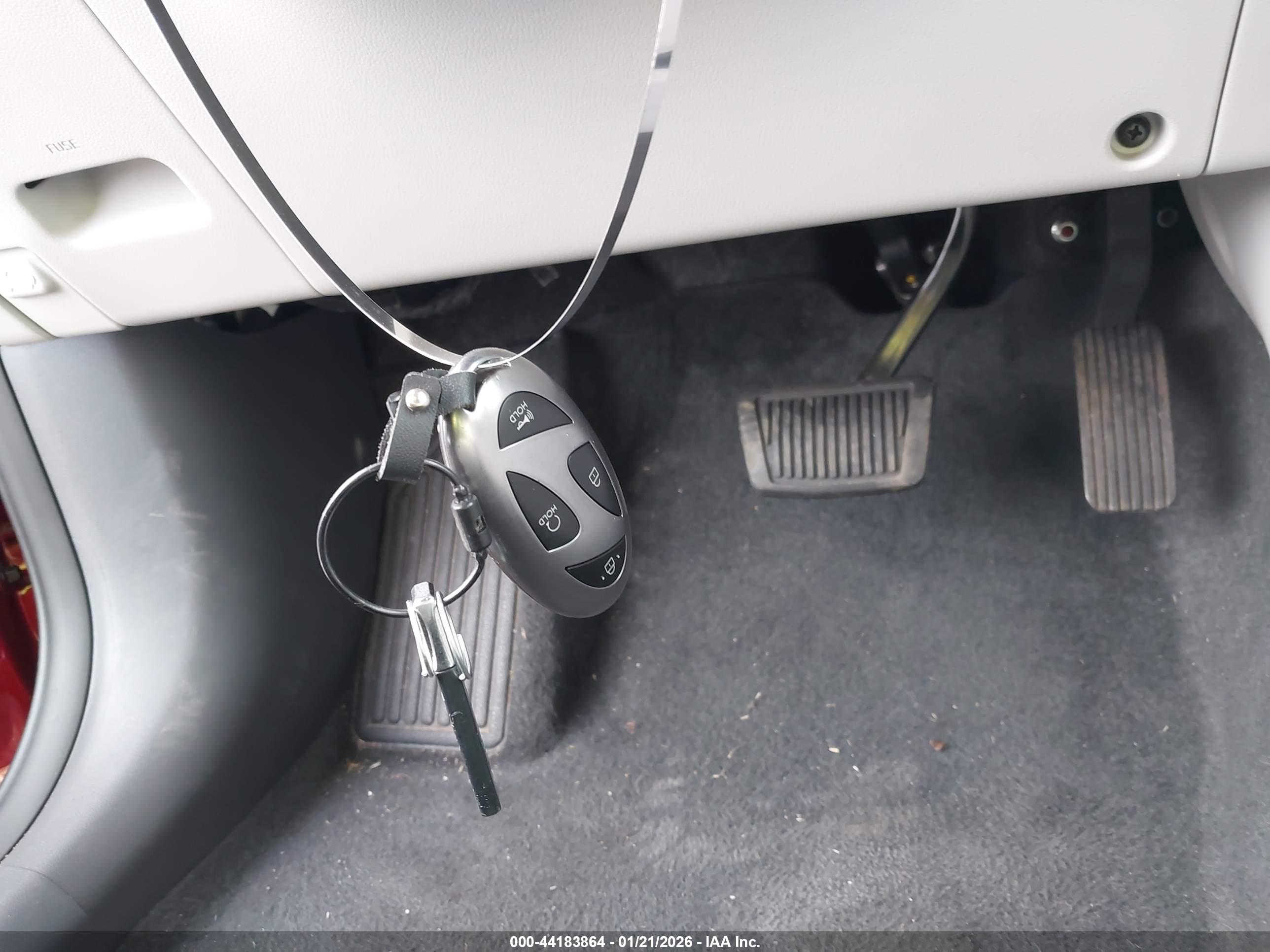 HYUNDAI KONA image 11