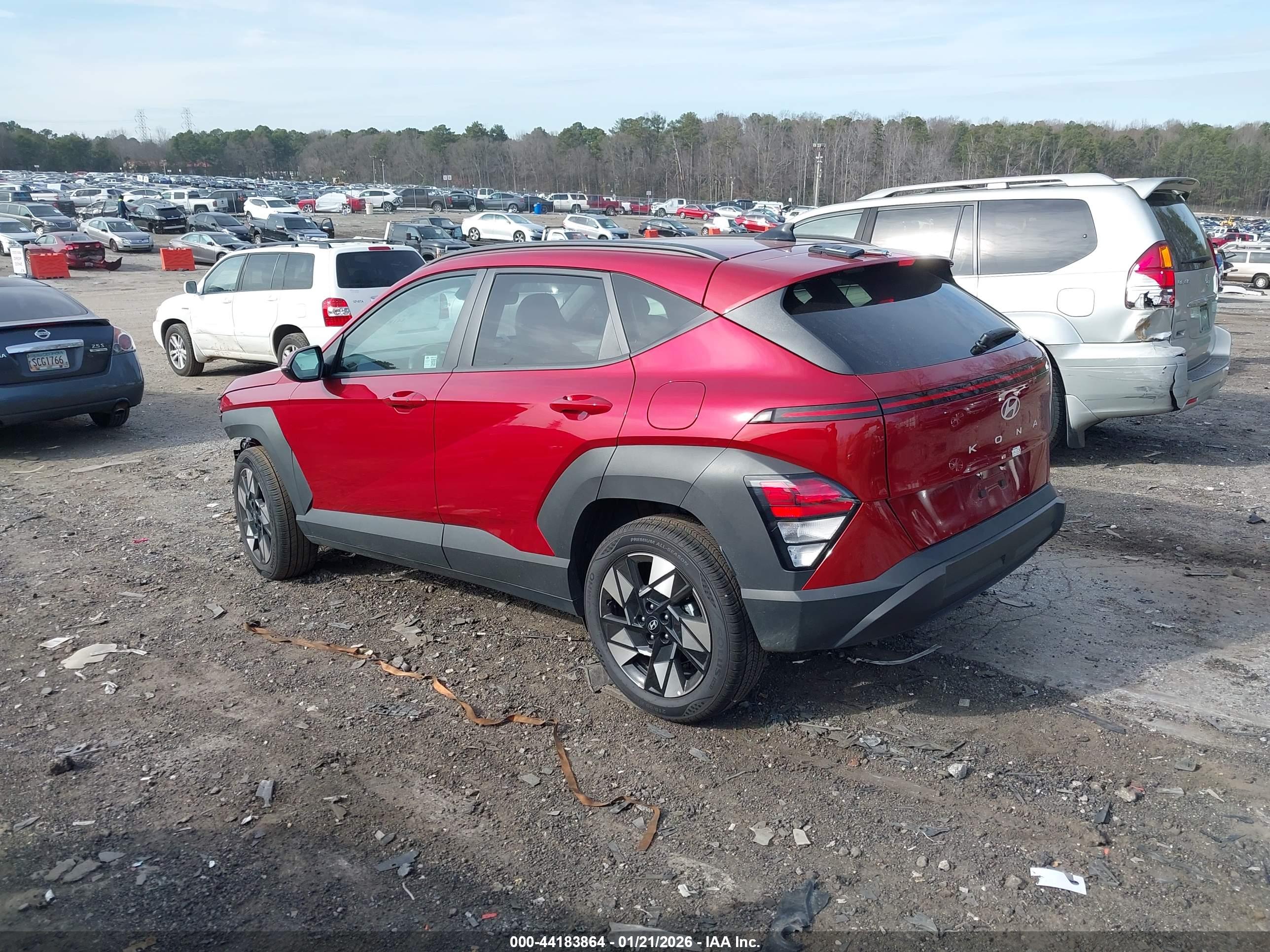 HYUNDAI KONA image 3
