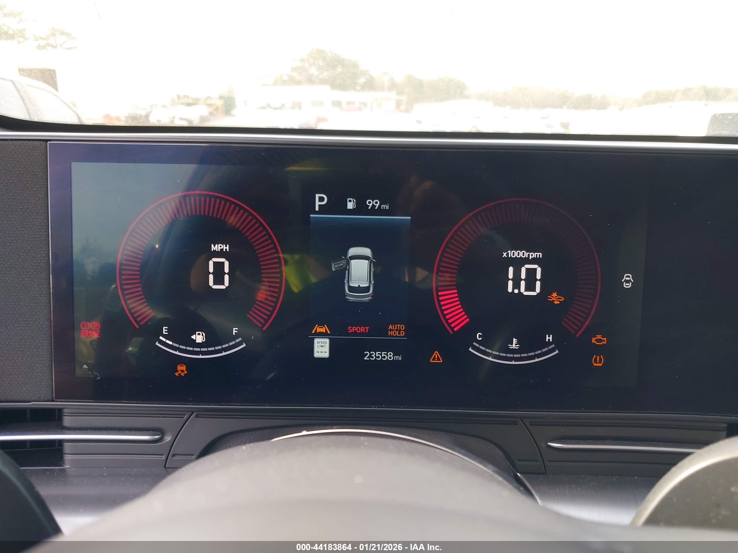 HYUNDAI KONA image 7
