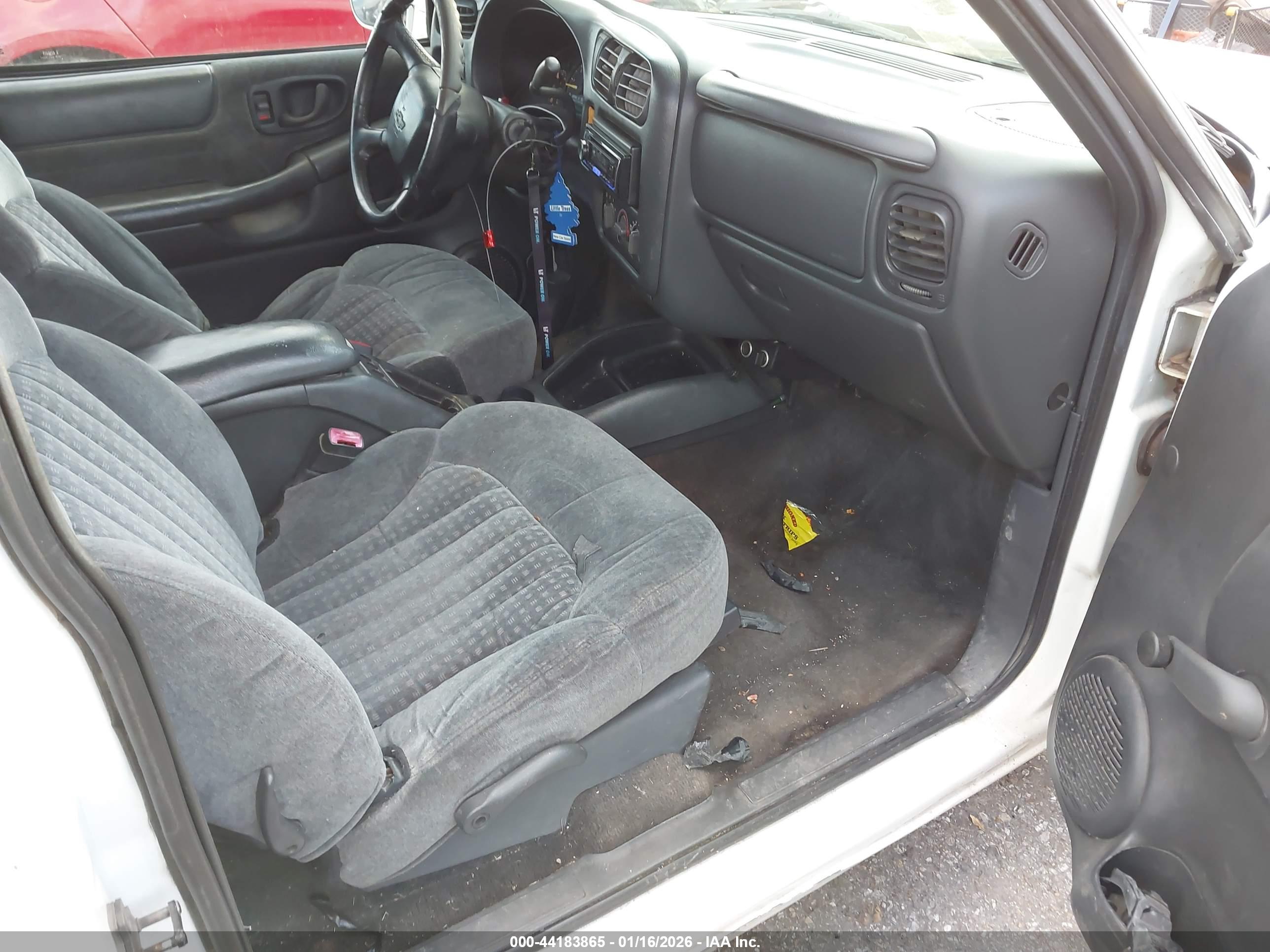 CHEVROLET S-10 image 5