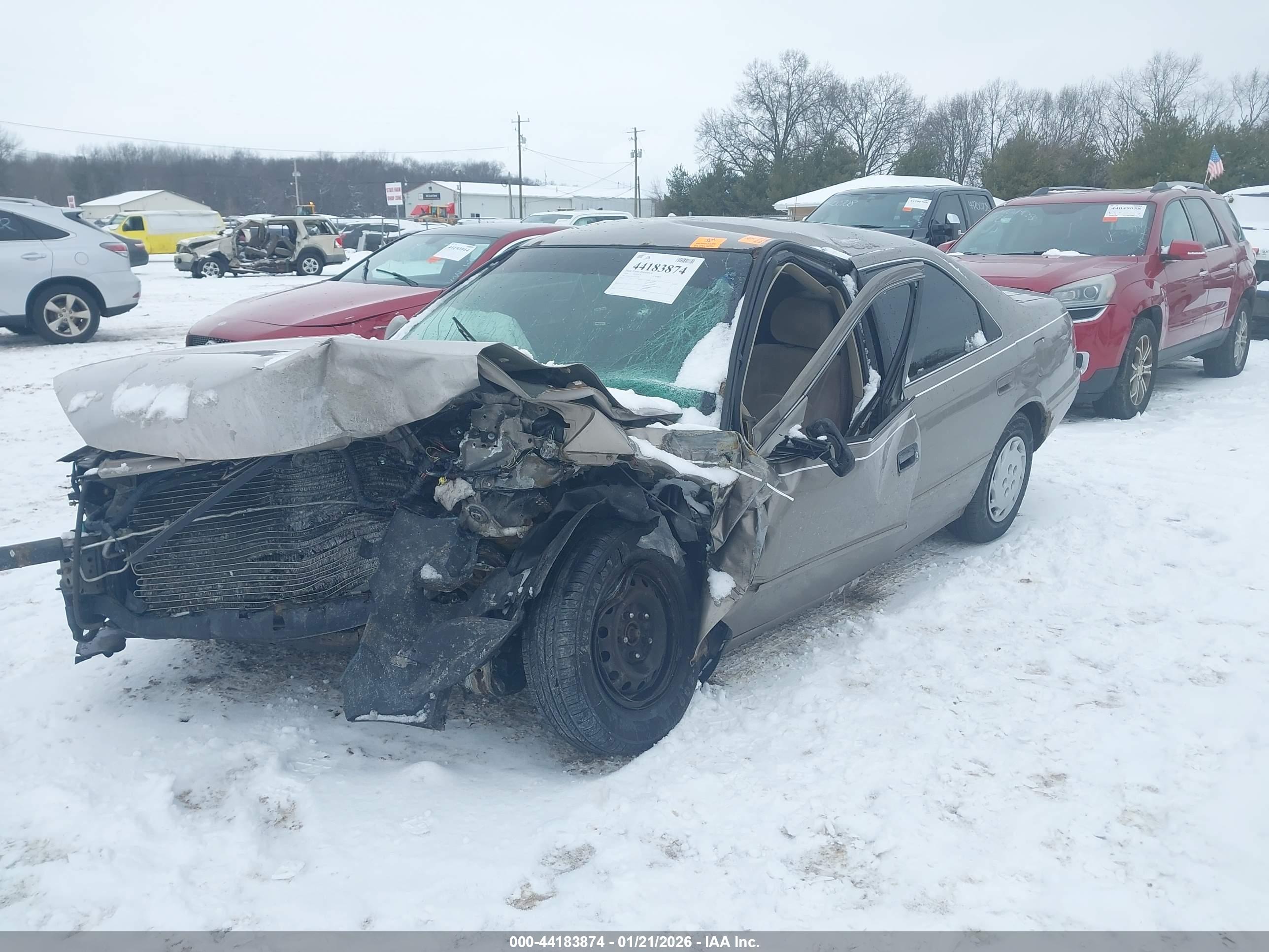 TOYOTA CAMRY image 2