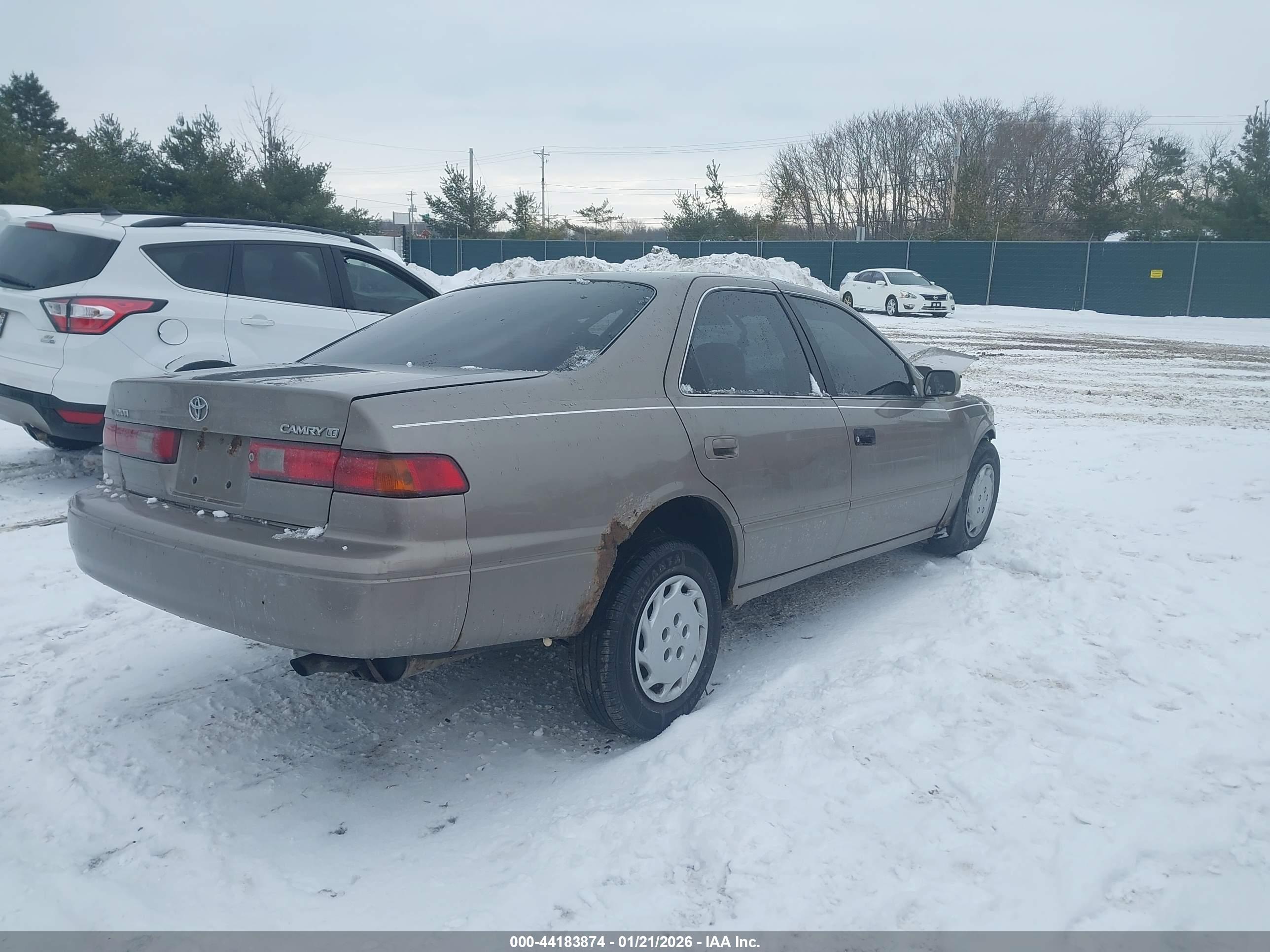 TOYOTA CAMRY image 4