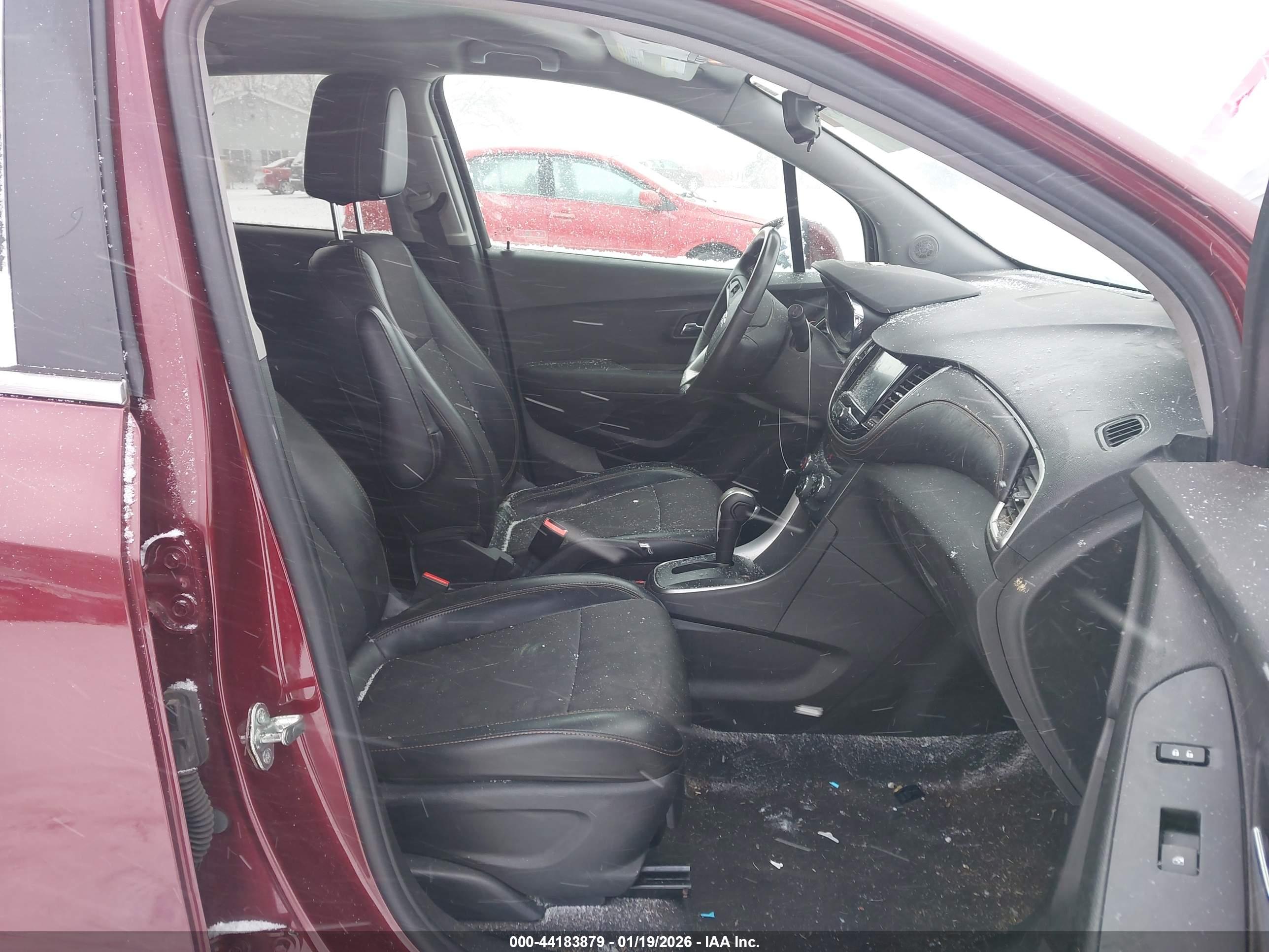 CHEVROLET TRAX image 5
