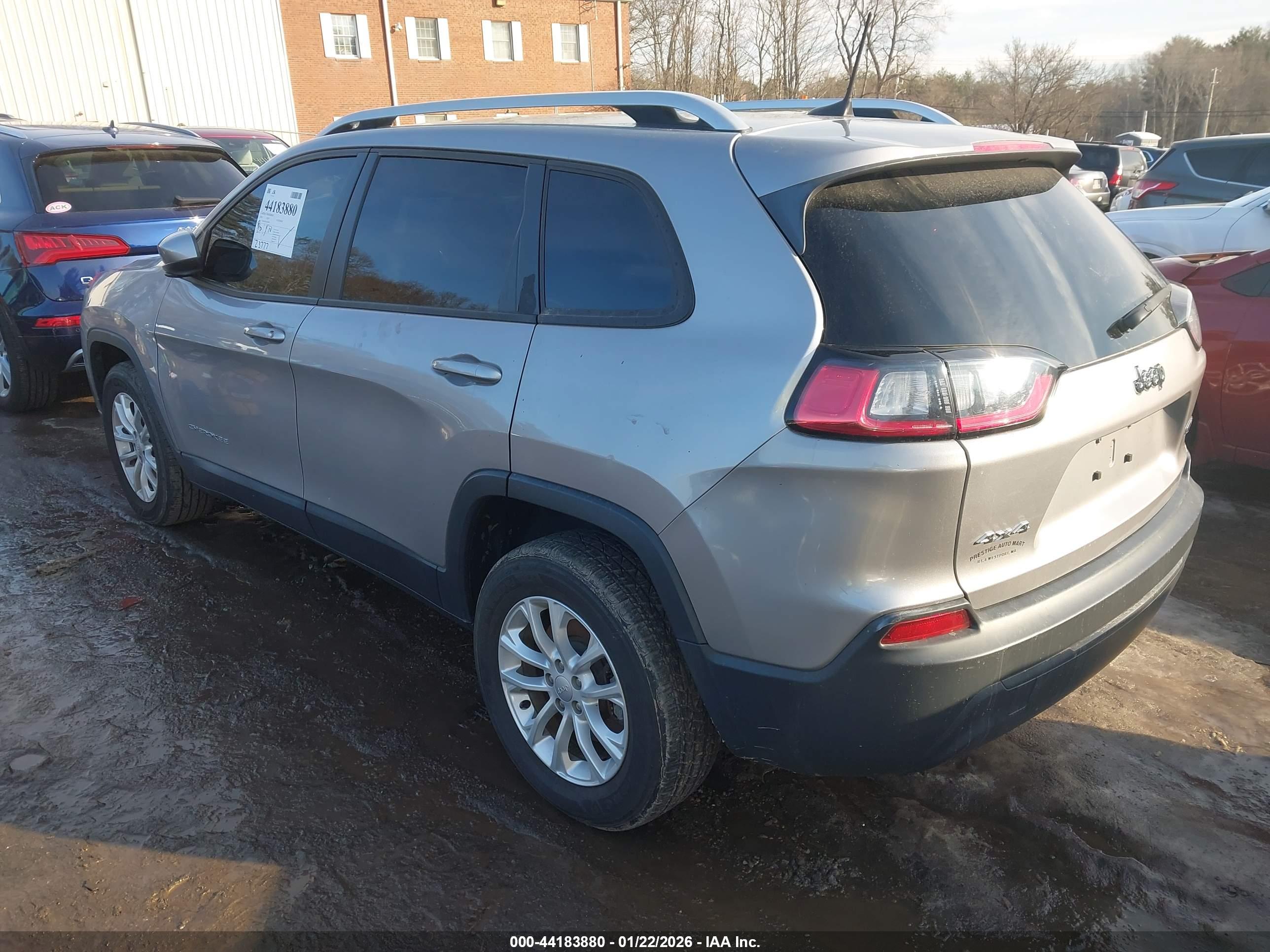 JEEP CHEROKEE image 3
