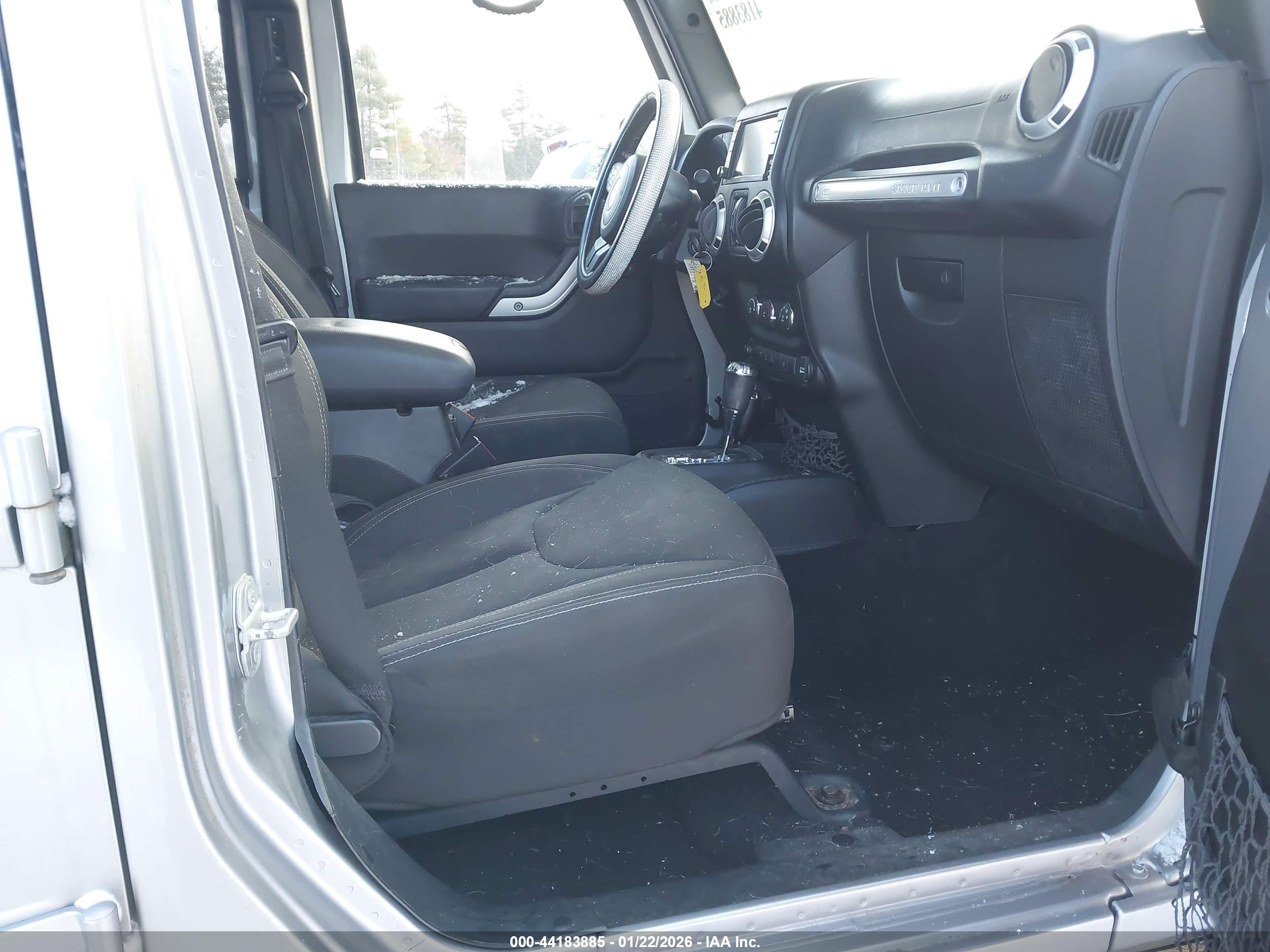 JEEP WRANGLER image 5