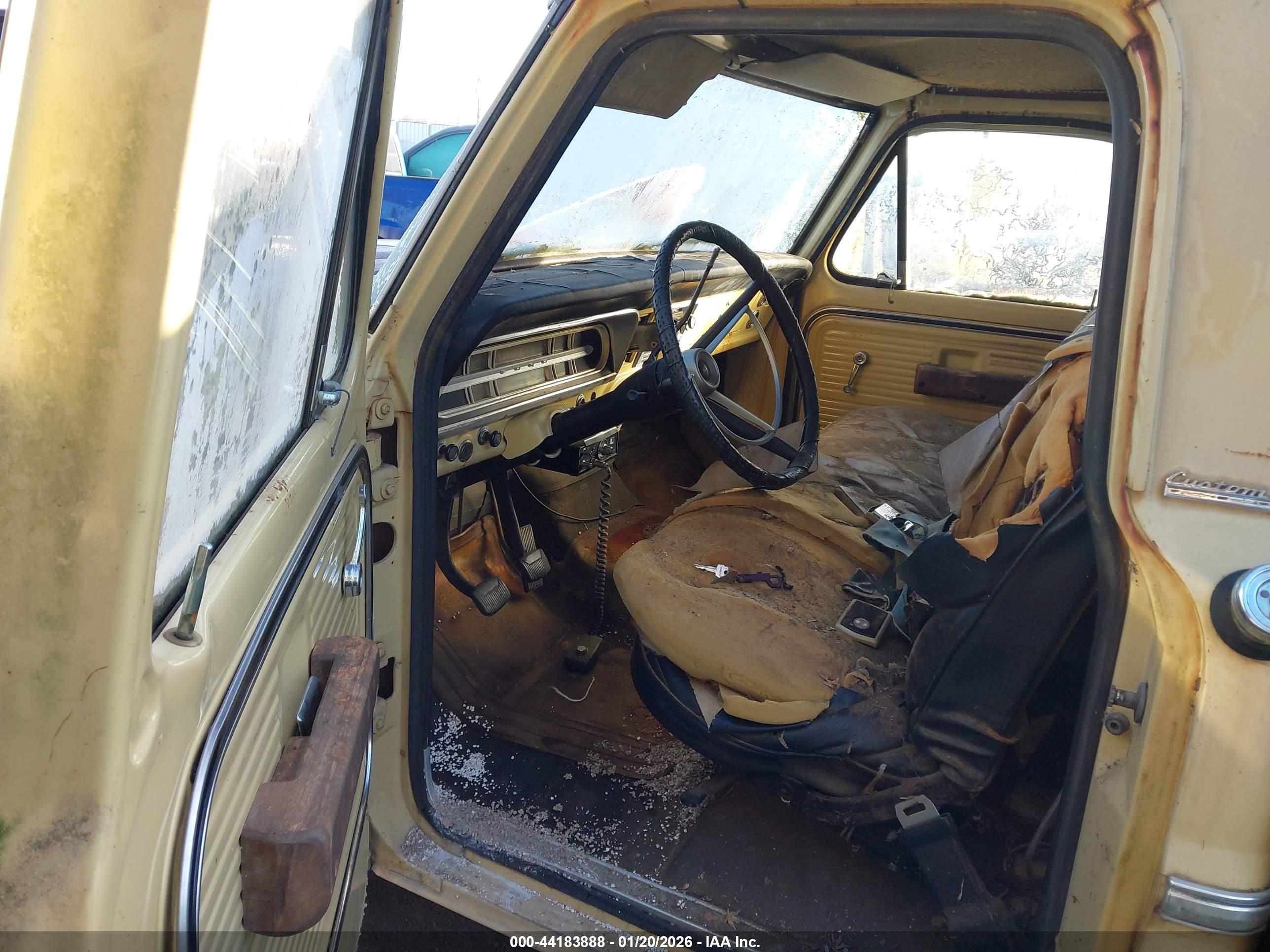 FORD F-150 image 8