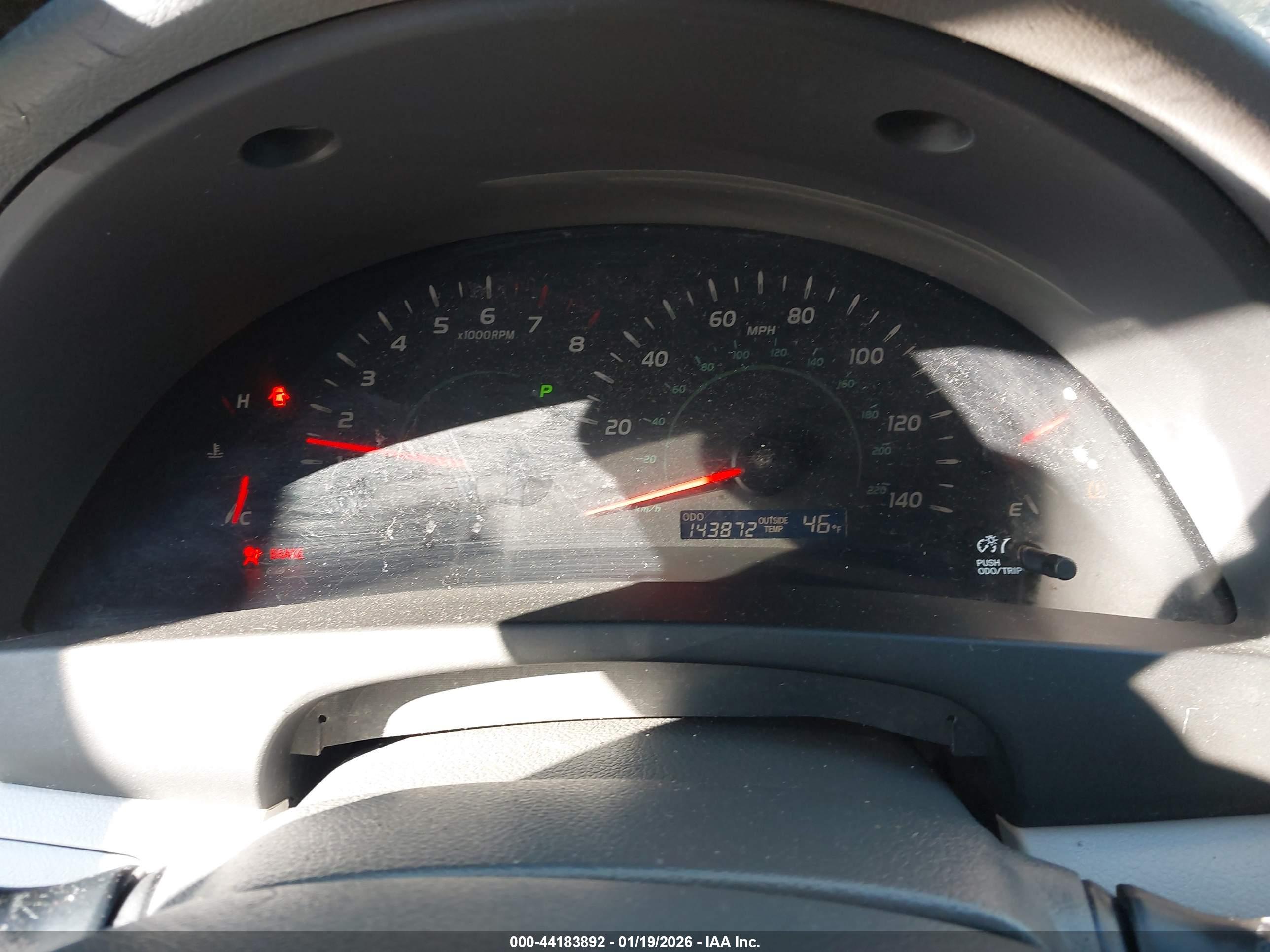 TOYOTA CAMRY image 7