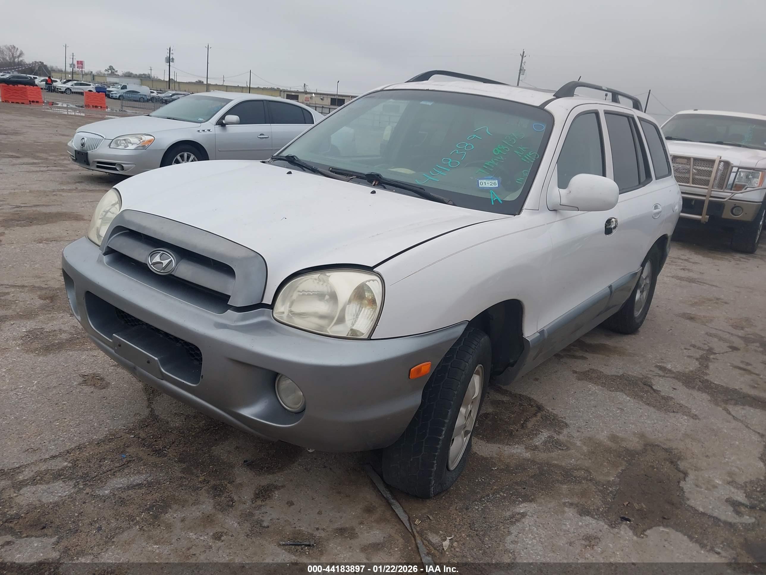 HYUNDAI SANTA image 2