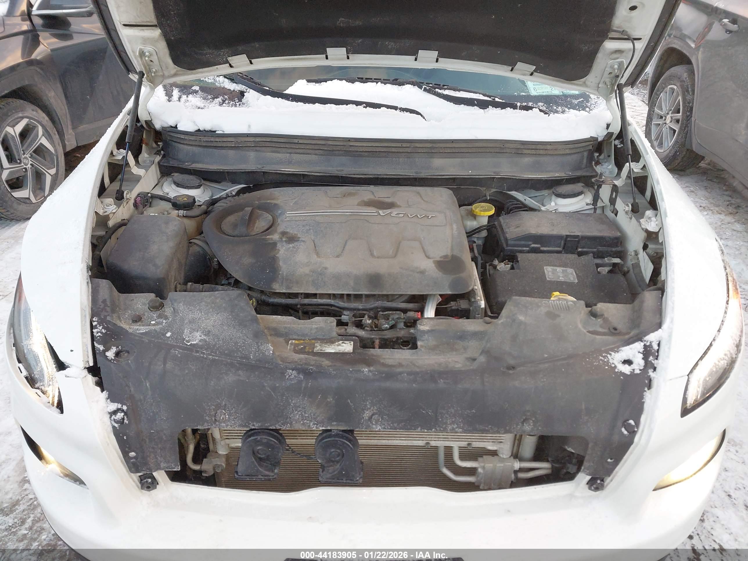 JEEP CHEROKEE image 10