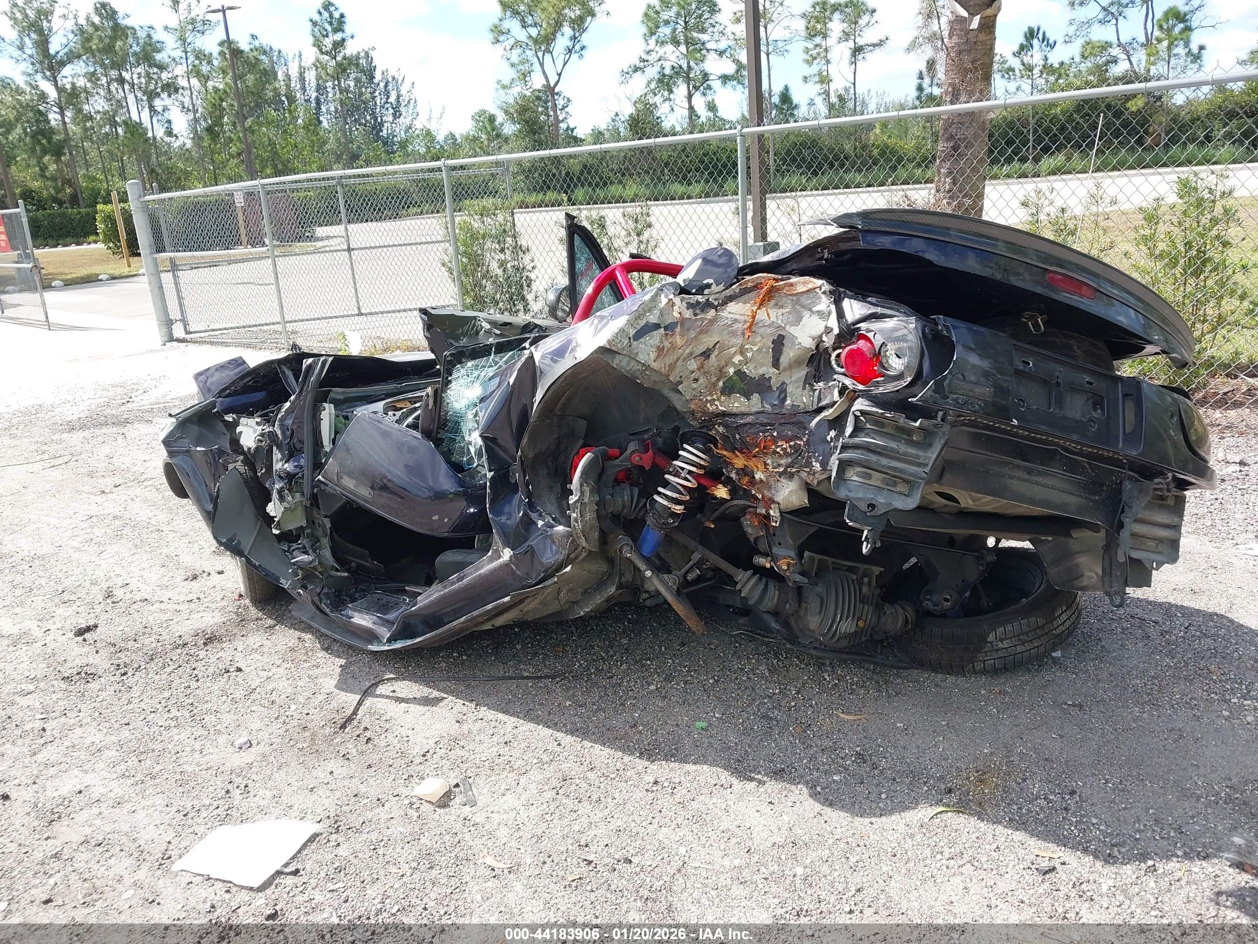 MAZDA MX-5 image 3