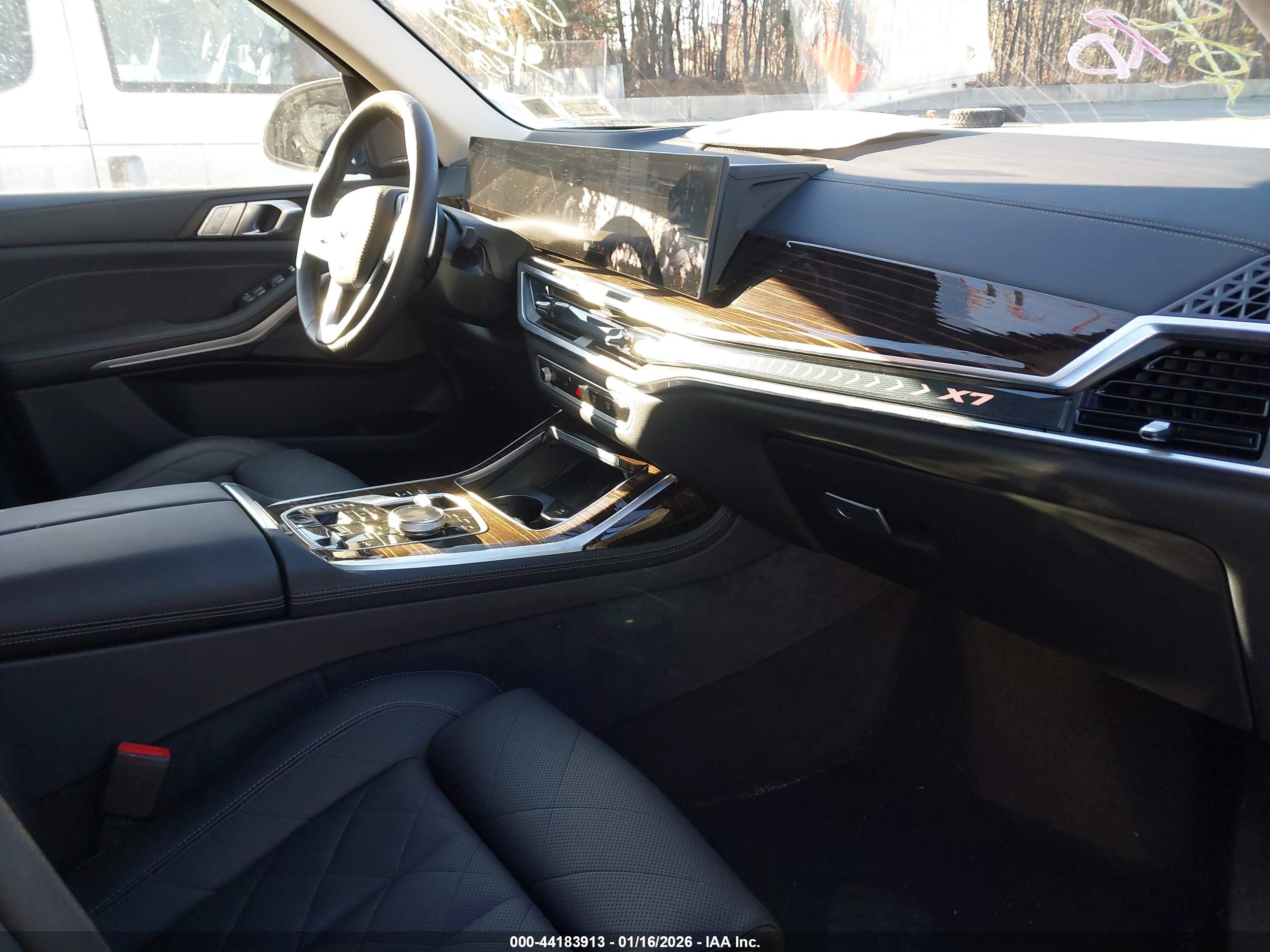 BMW X7 image 5
