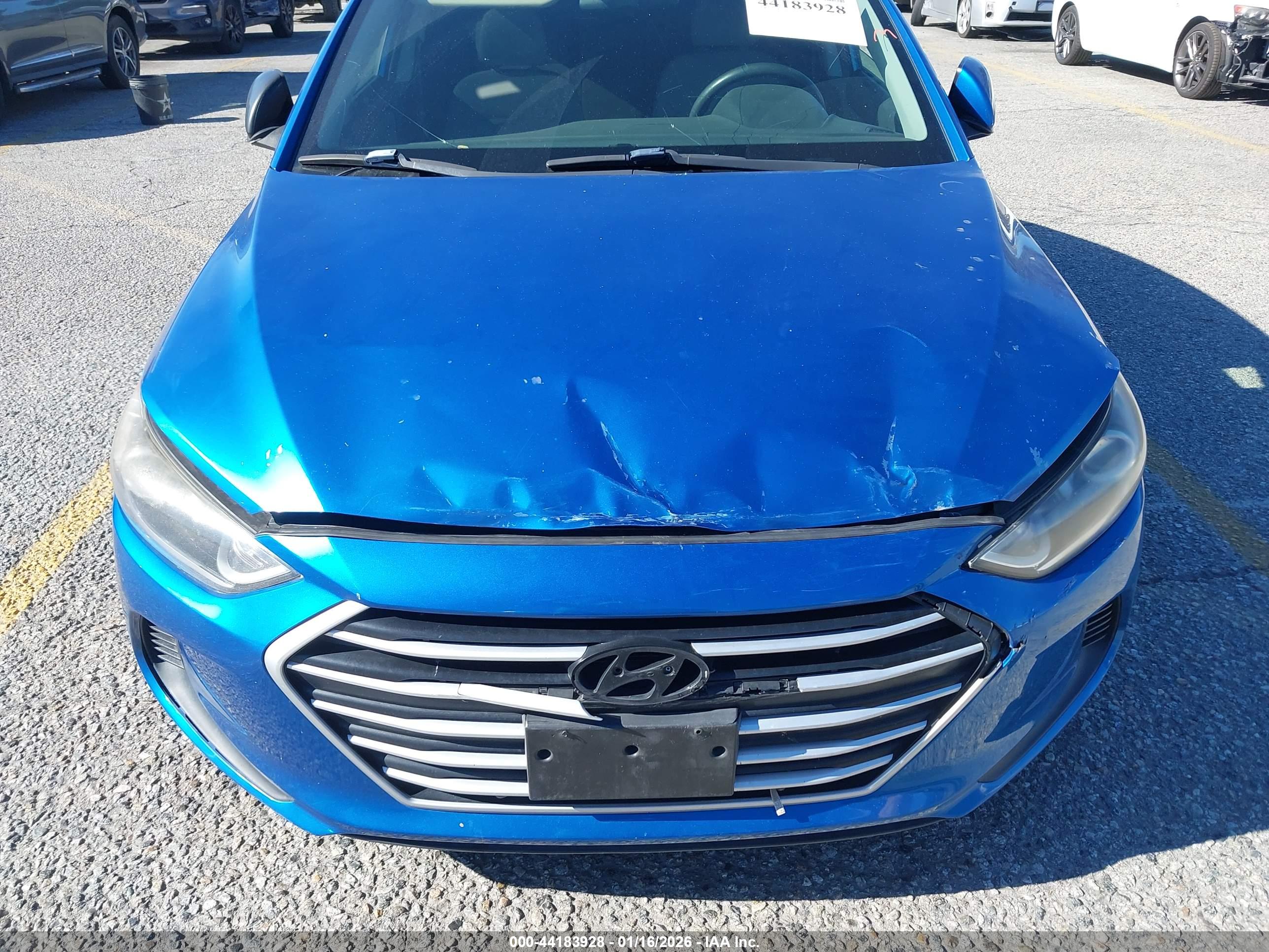 HYUNDAI ELANTRA image 6