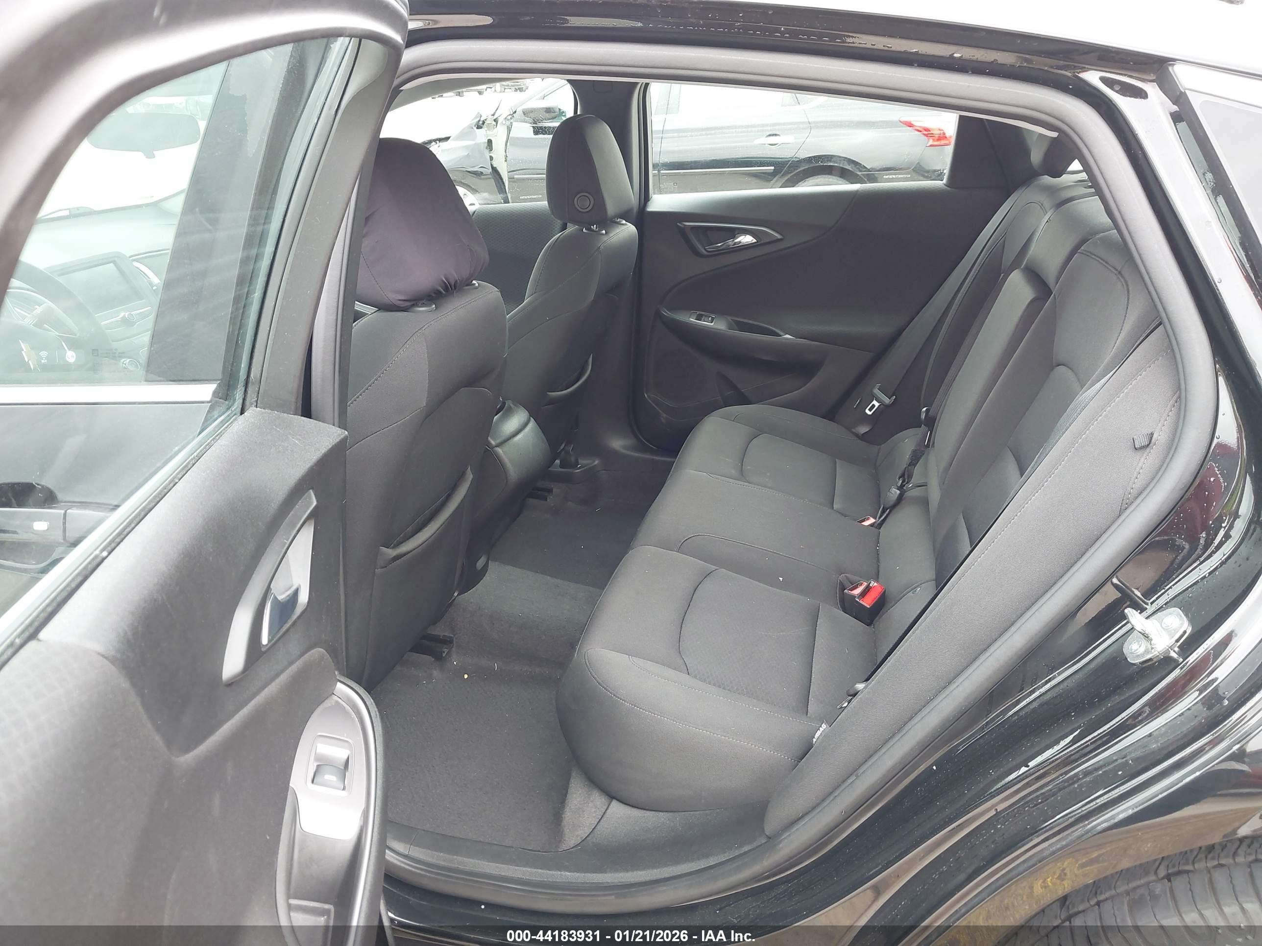 CHEVROLET MALIBU image 8