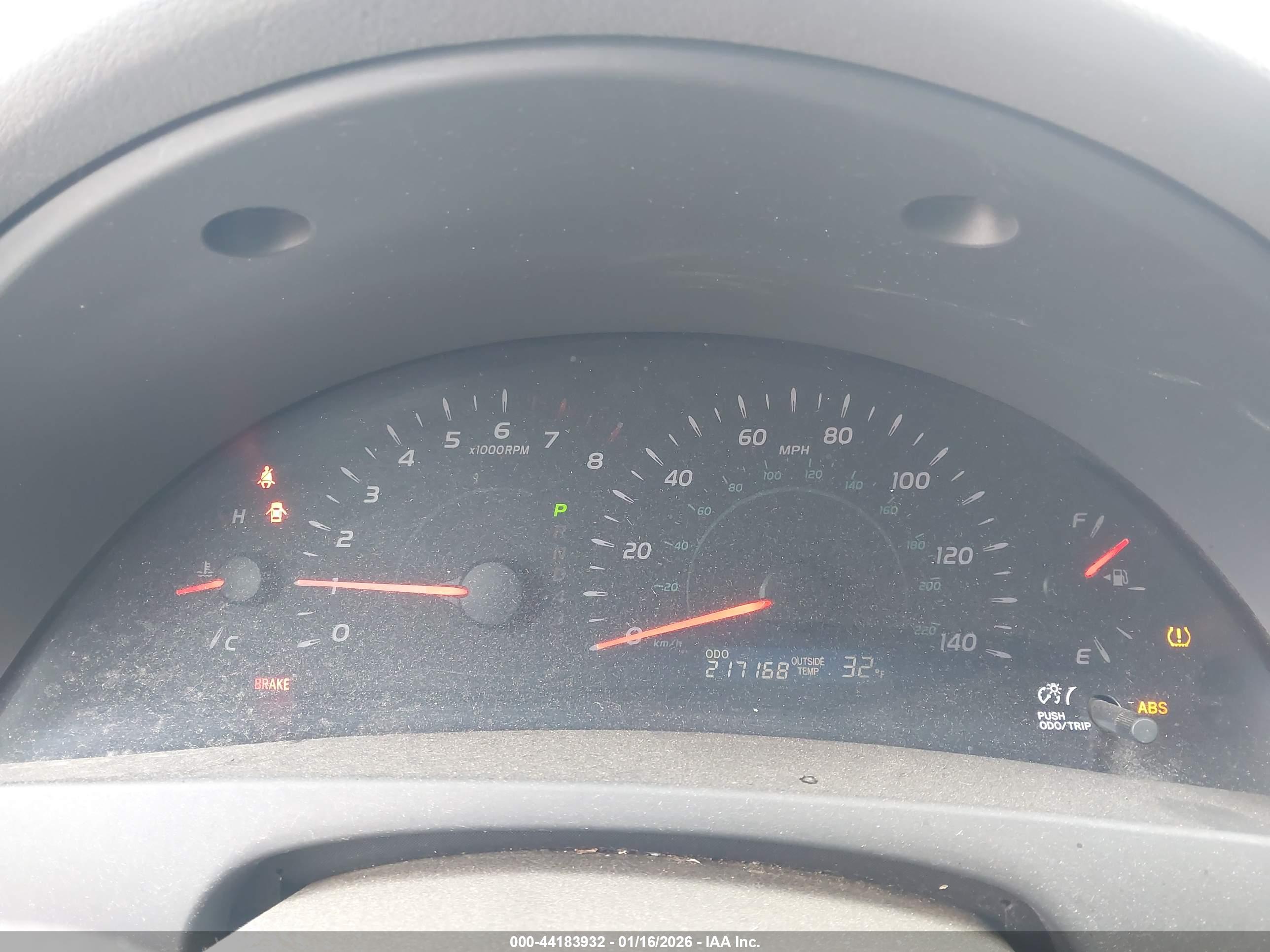 TOYOTA CAMRY image 7