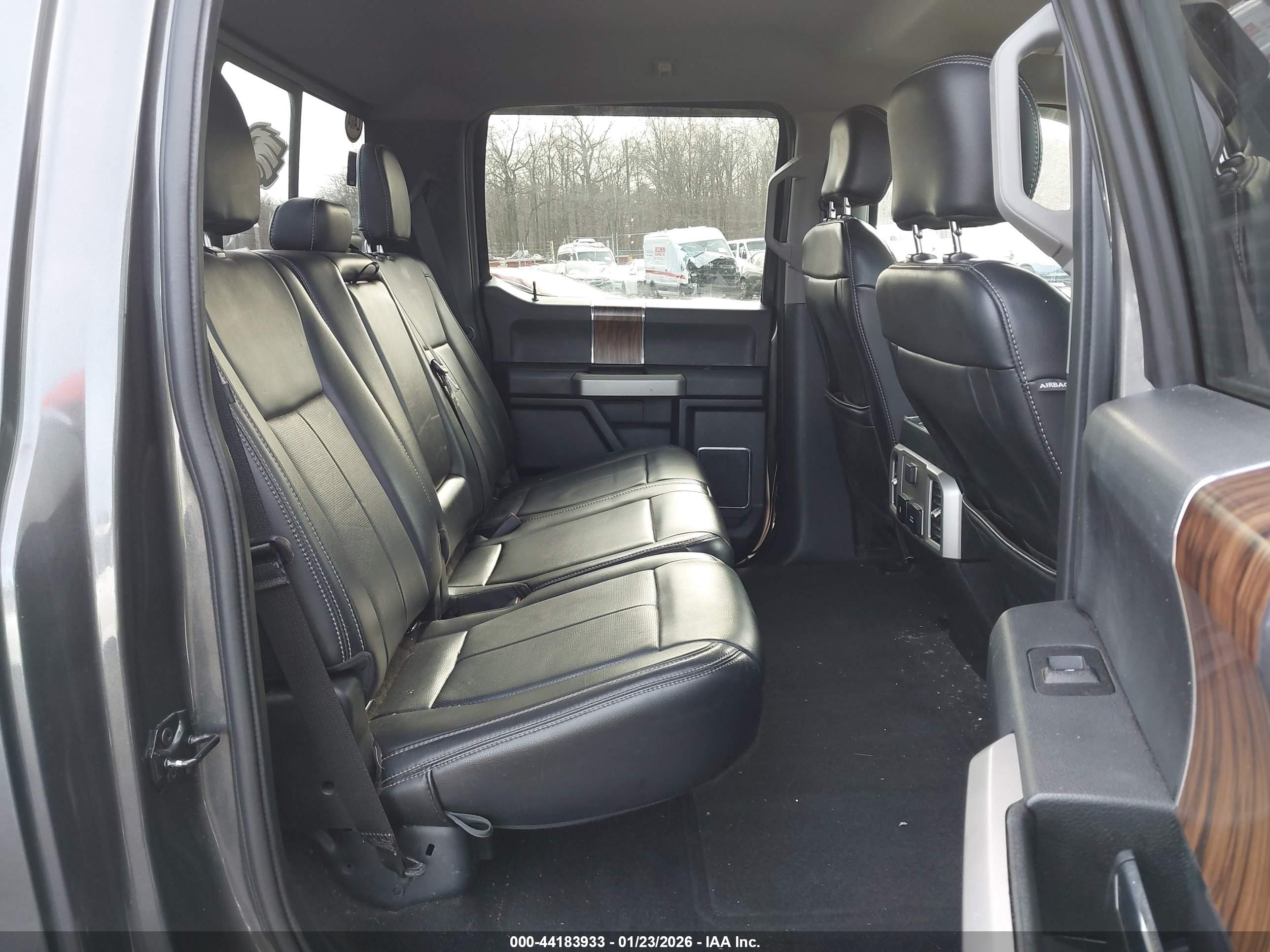 FORD F-150 image 8