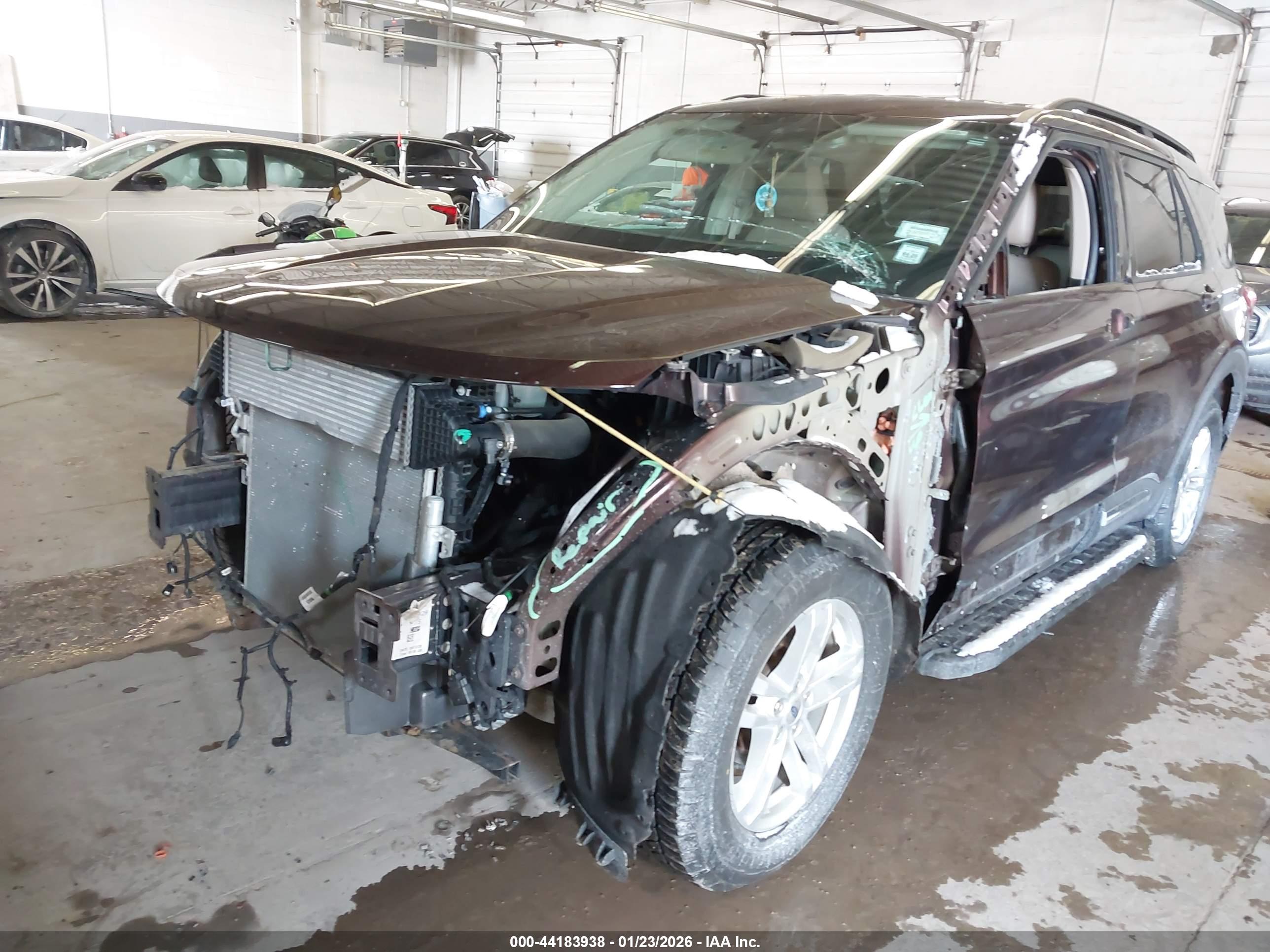 FORD EXPLORER image 6
