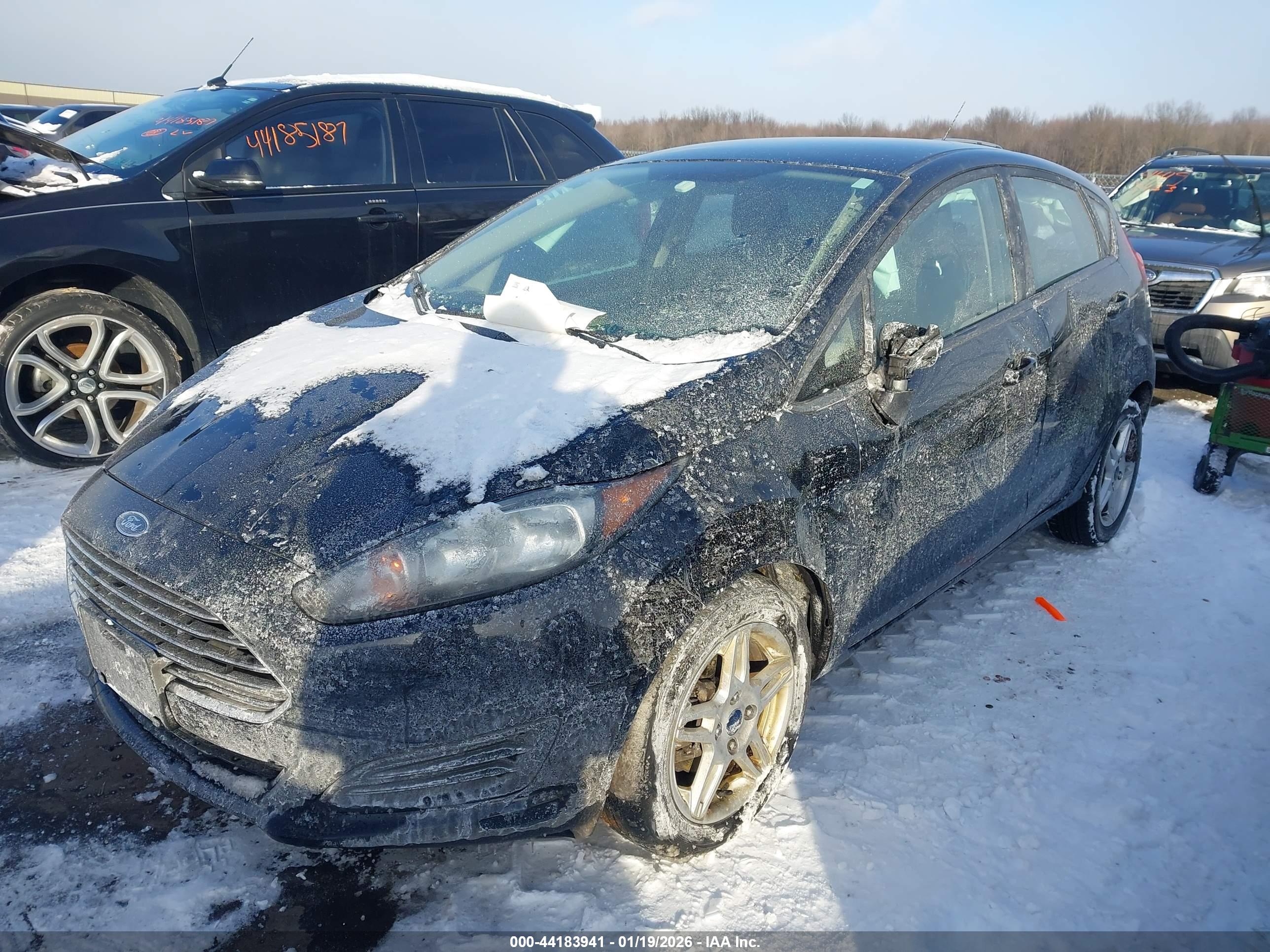 FORD FIESTA image 2