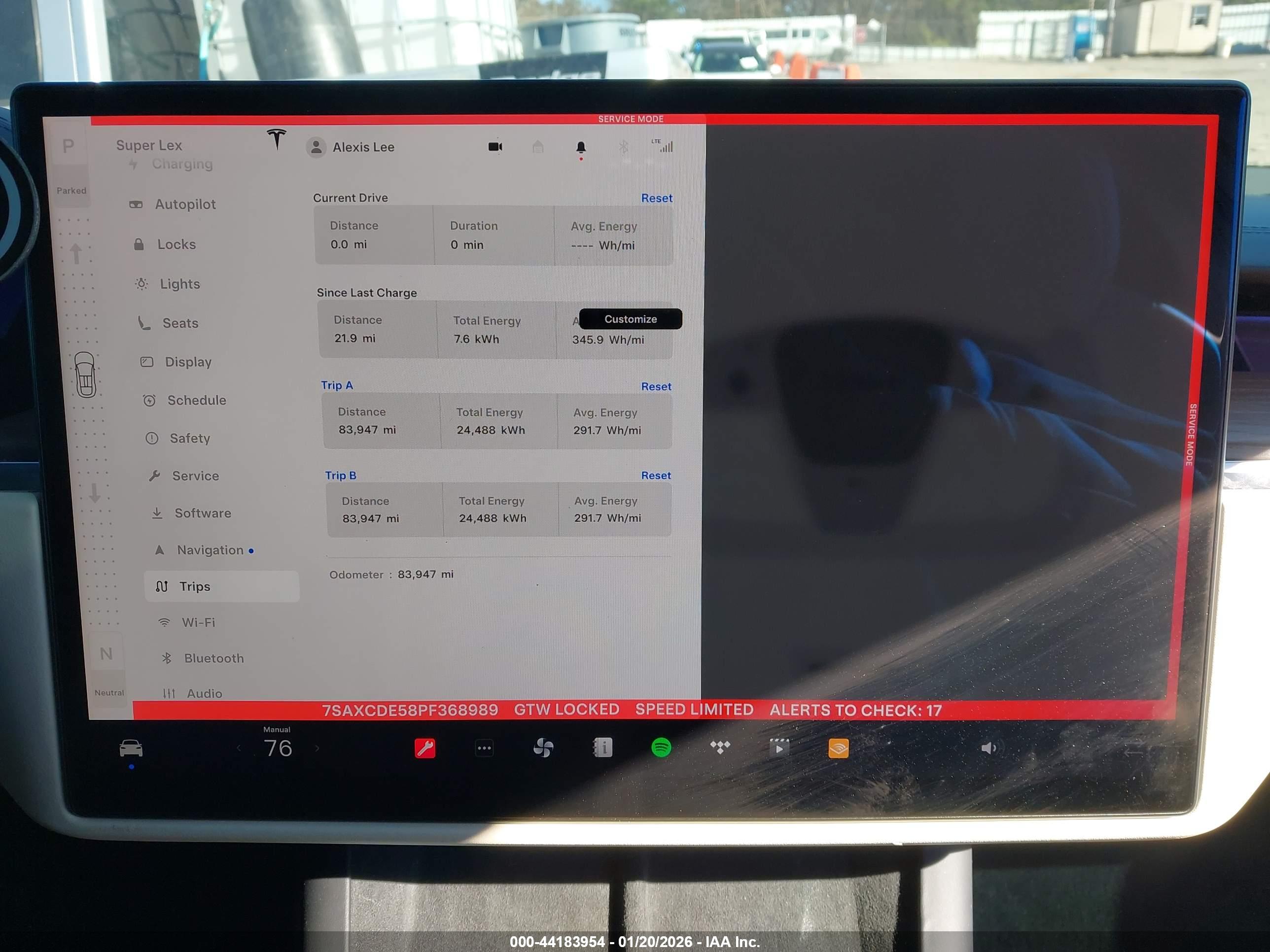 TESLA MODEL image 7