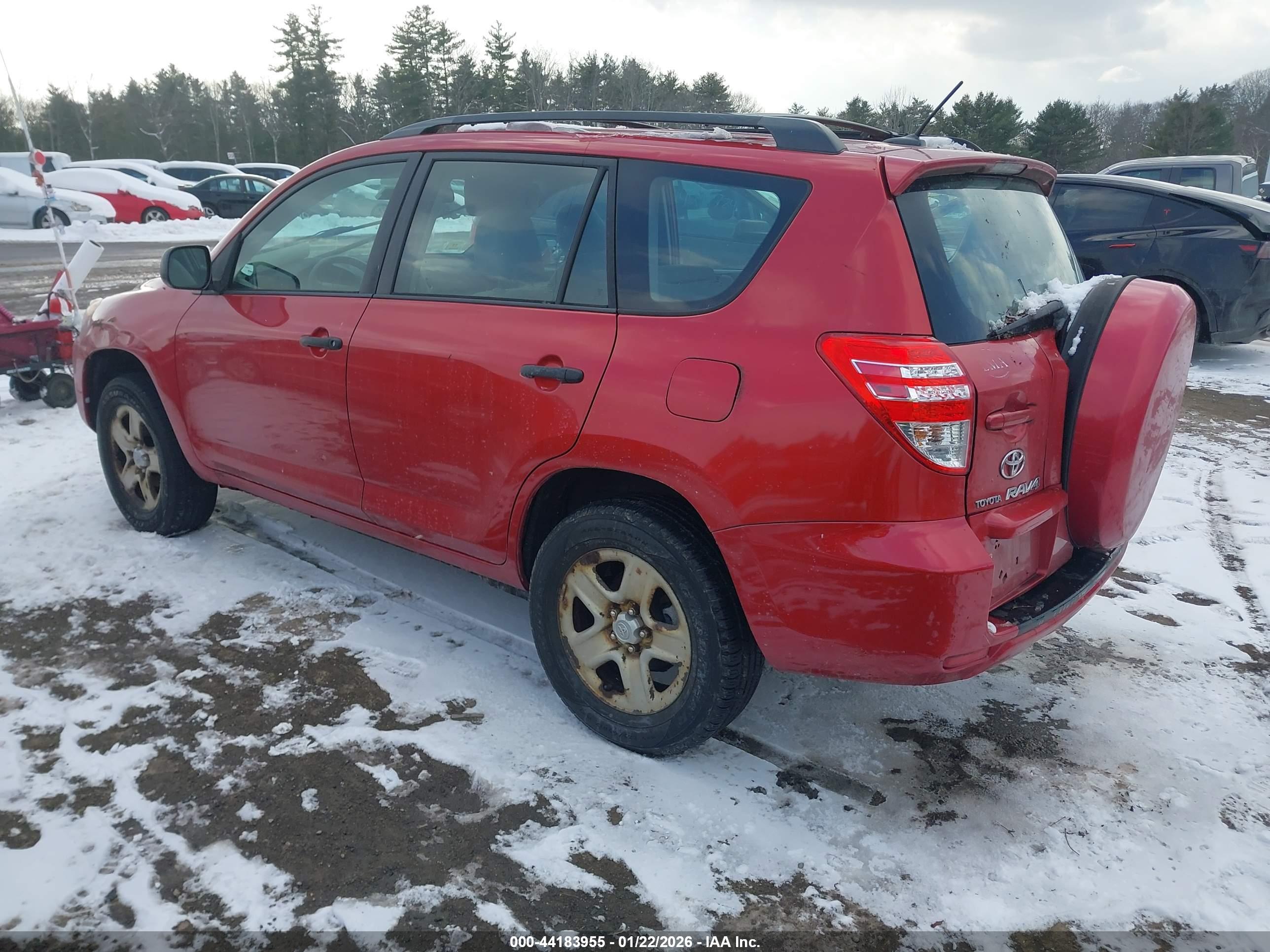TOYOTA RAV4 image 3