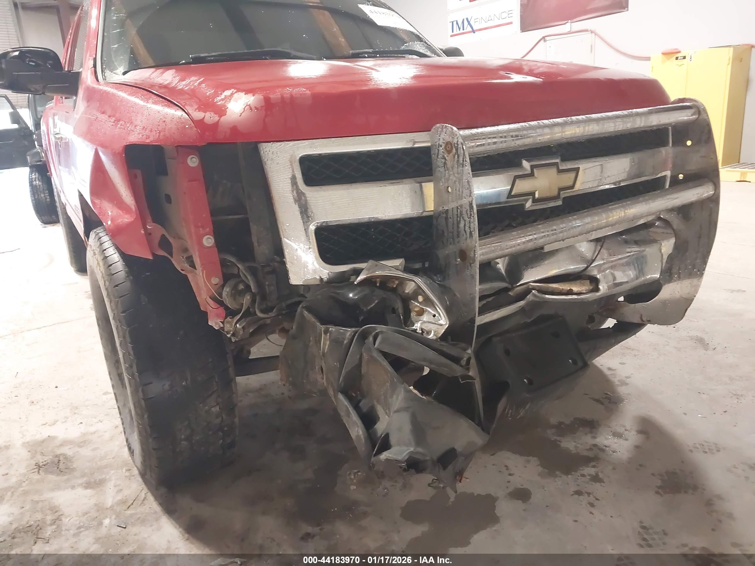 CHEVROLET SILVERADO image 6
