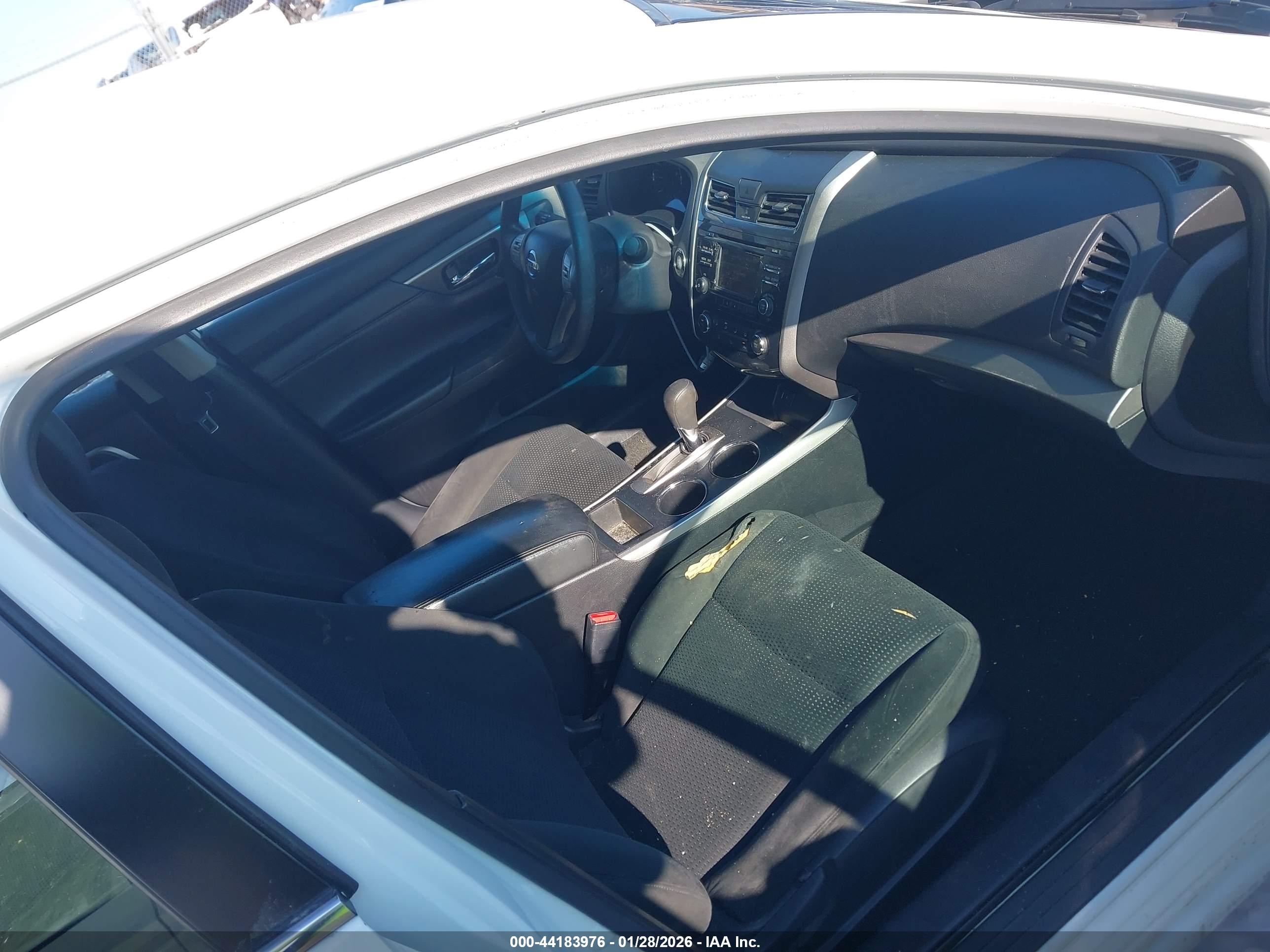 NISSAN ALTIMA image 5
