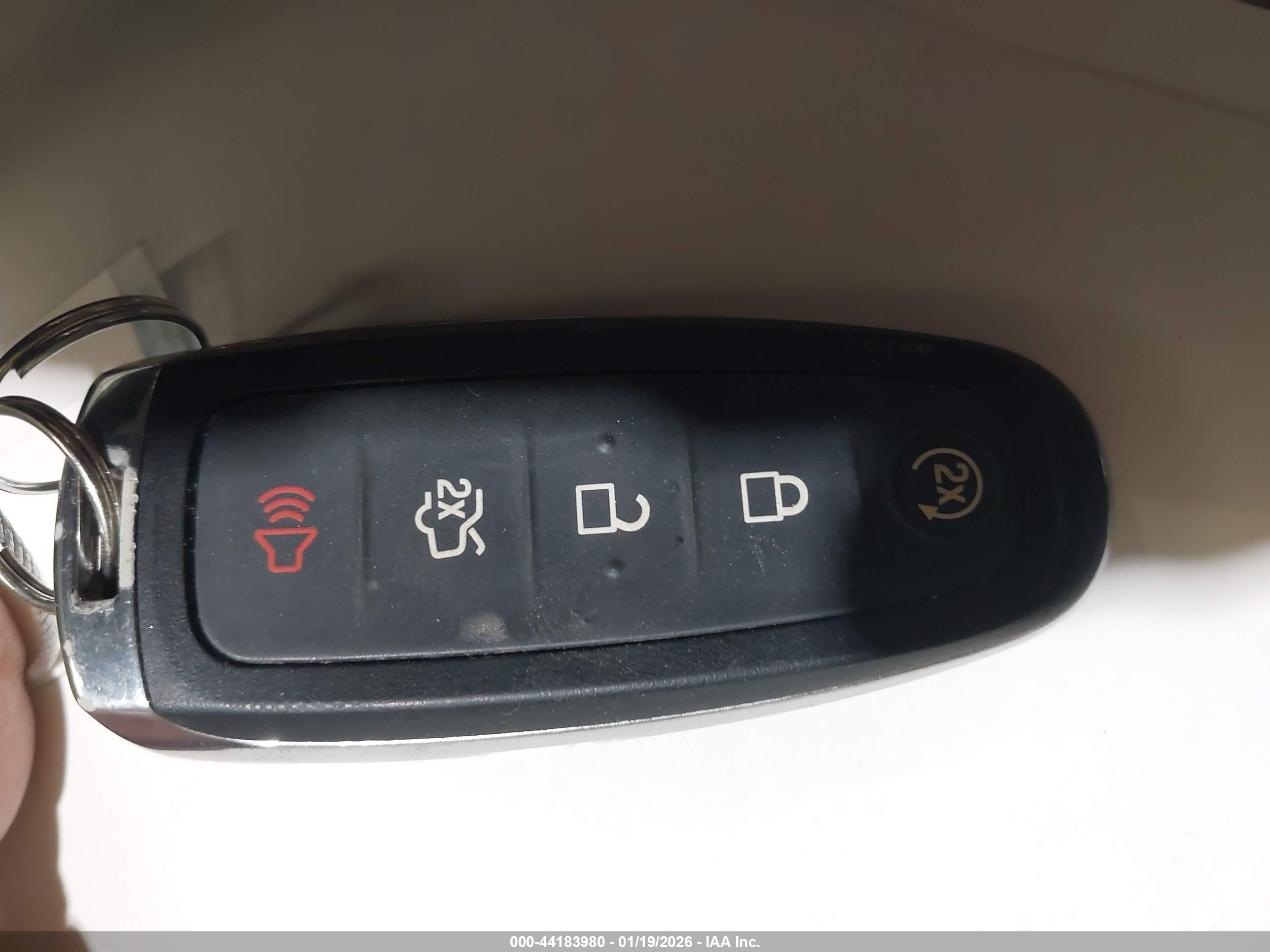 FORD ESCAPE image 11