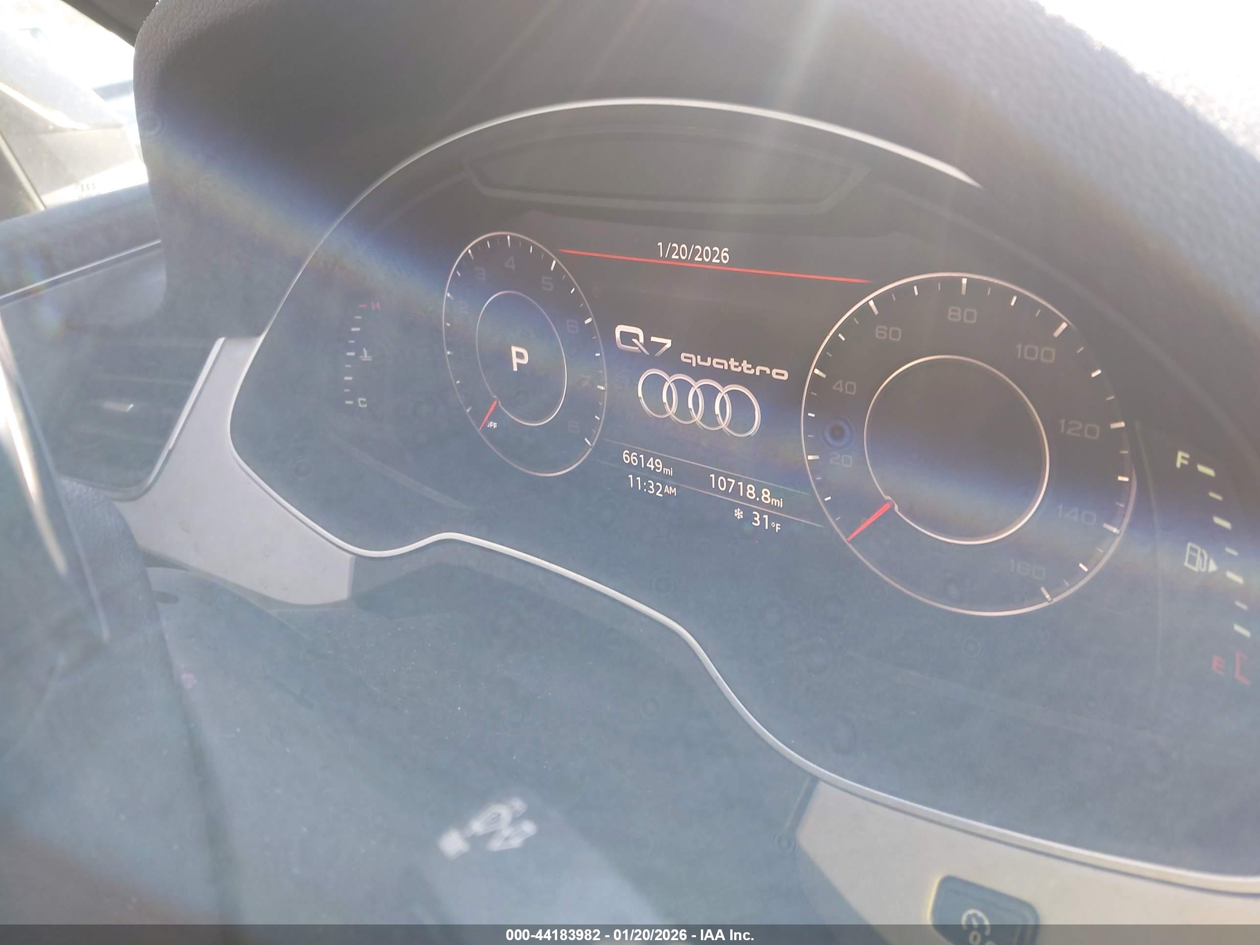 AUDI Q7 image 7