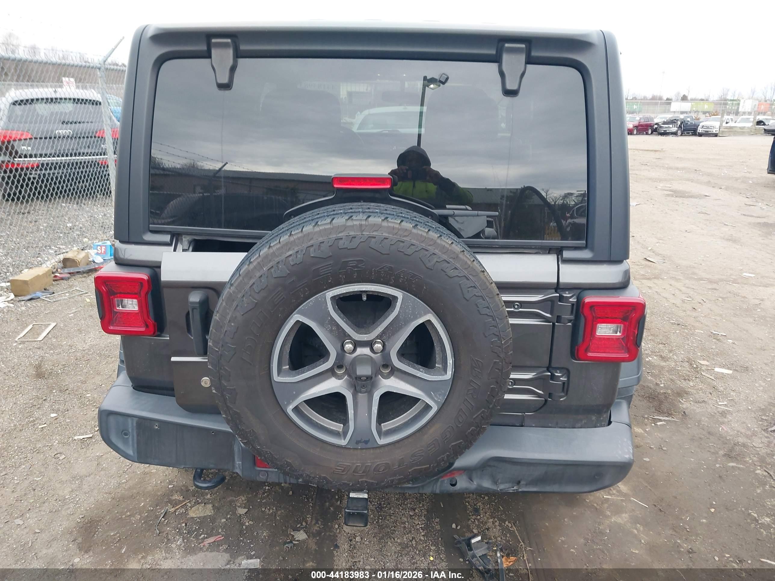 JEEP WRANGLER image 6