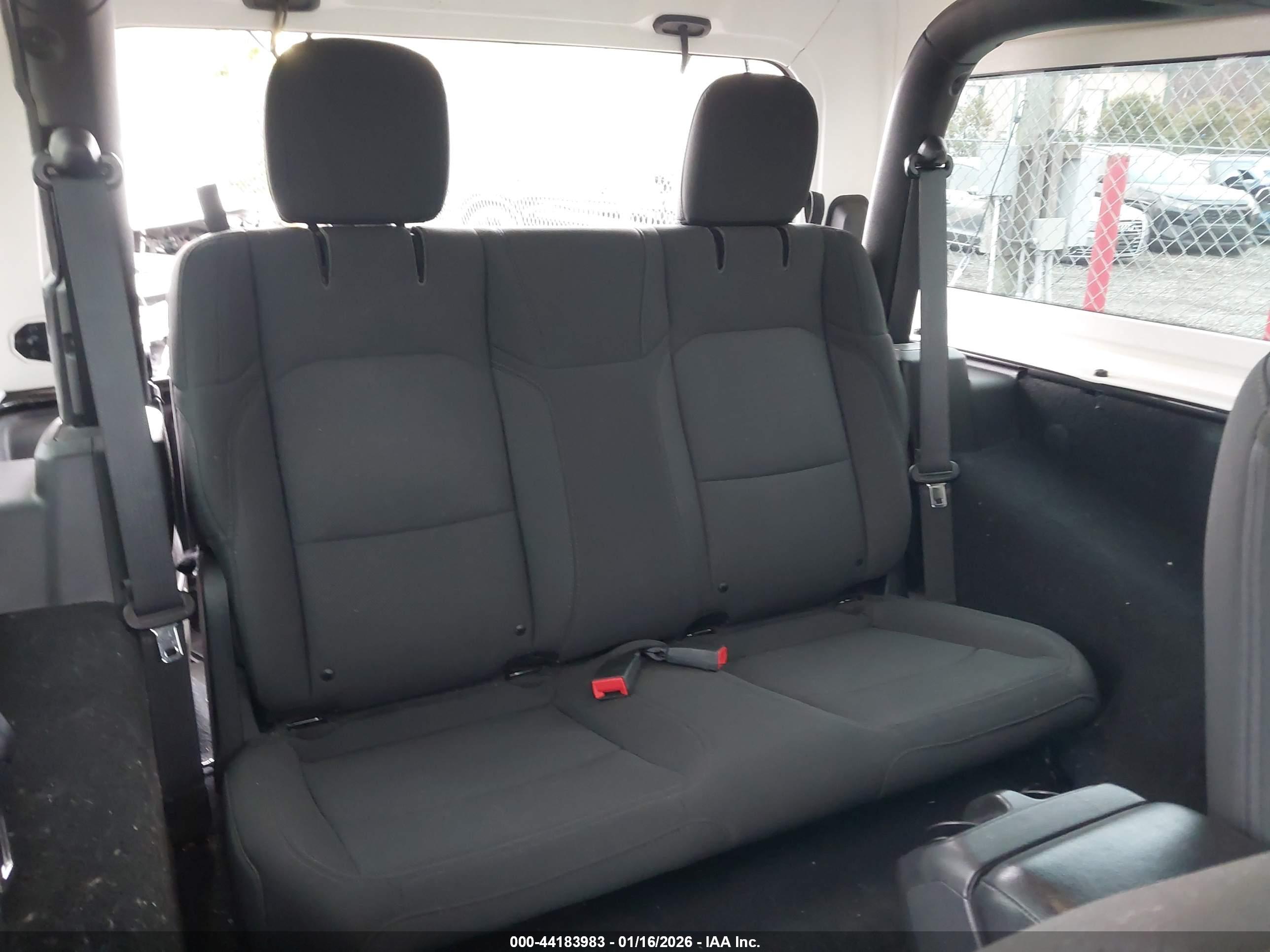 JEEP WRANGLER image 8