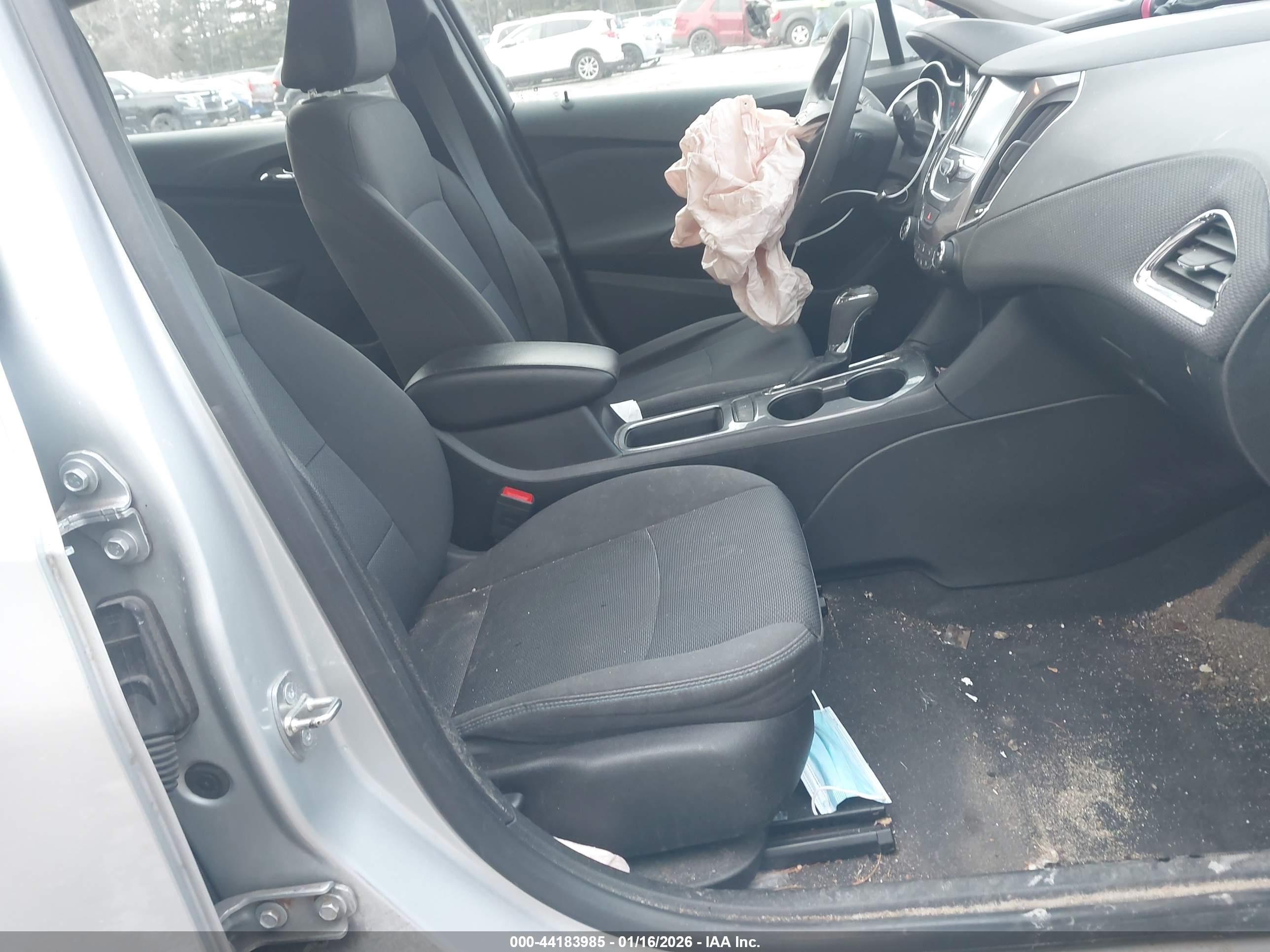 CHEVROLET CRUZE image 5
