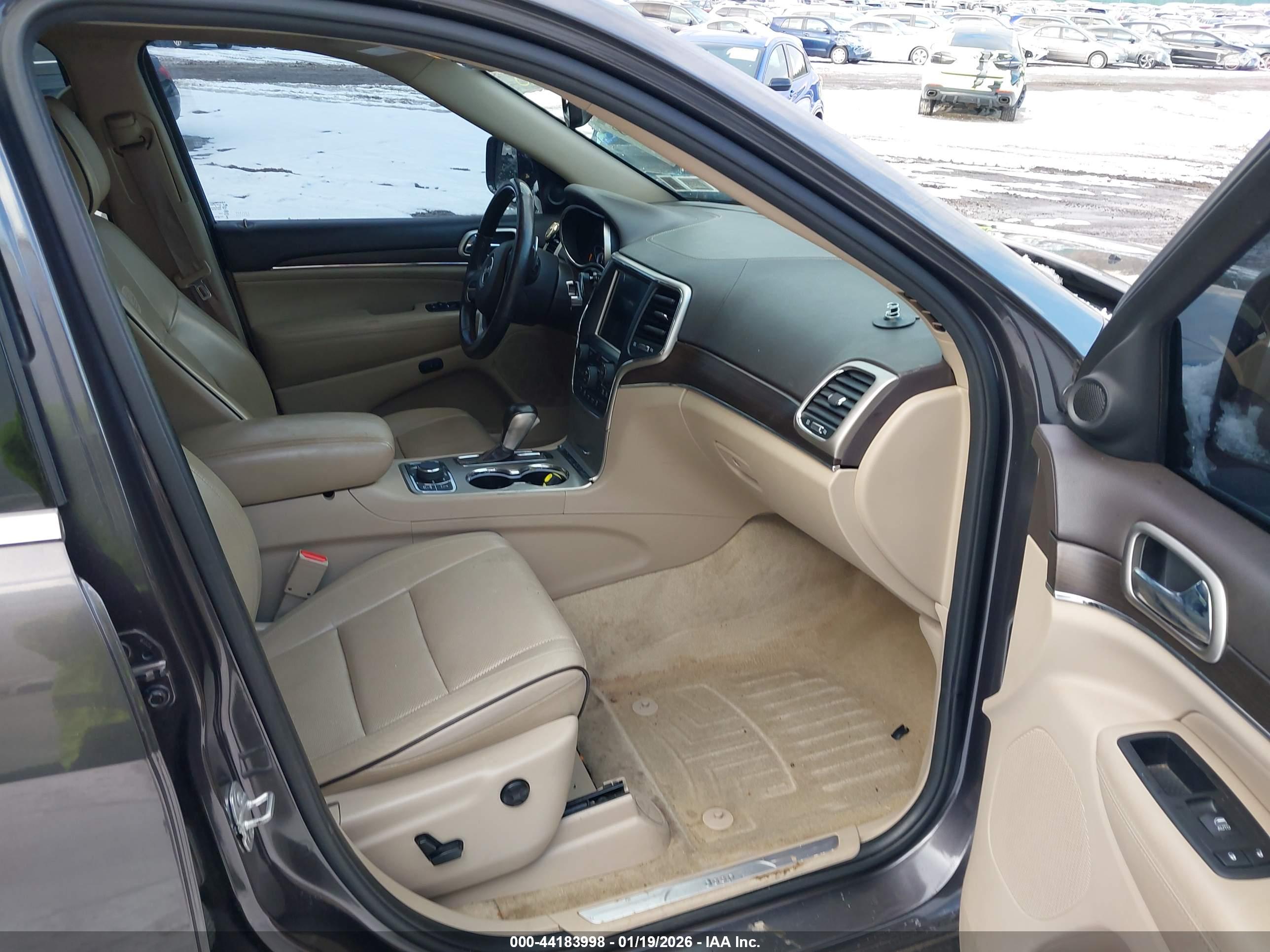 JEEP GRAND image 5