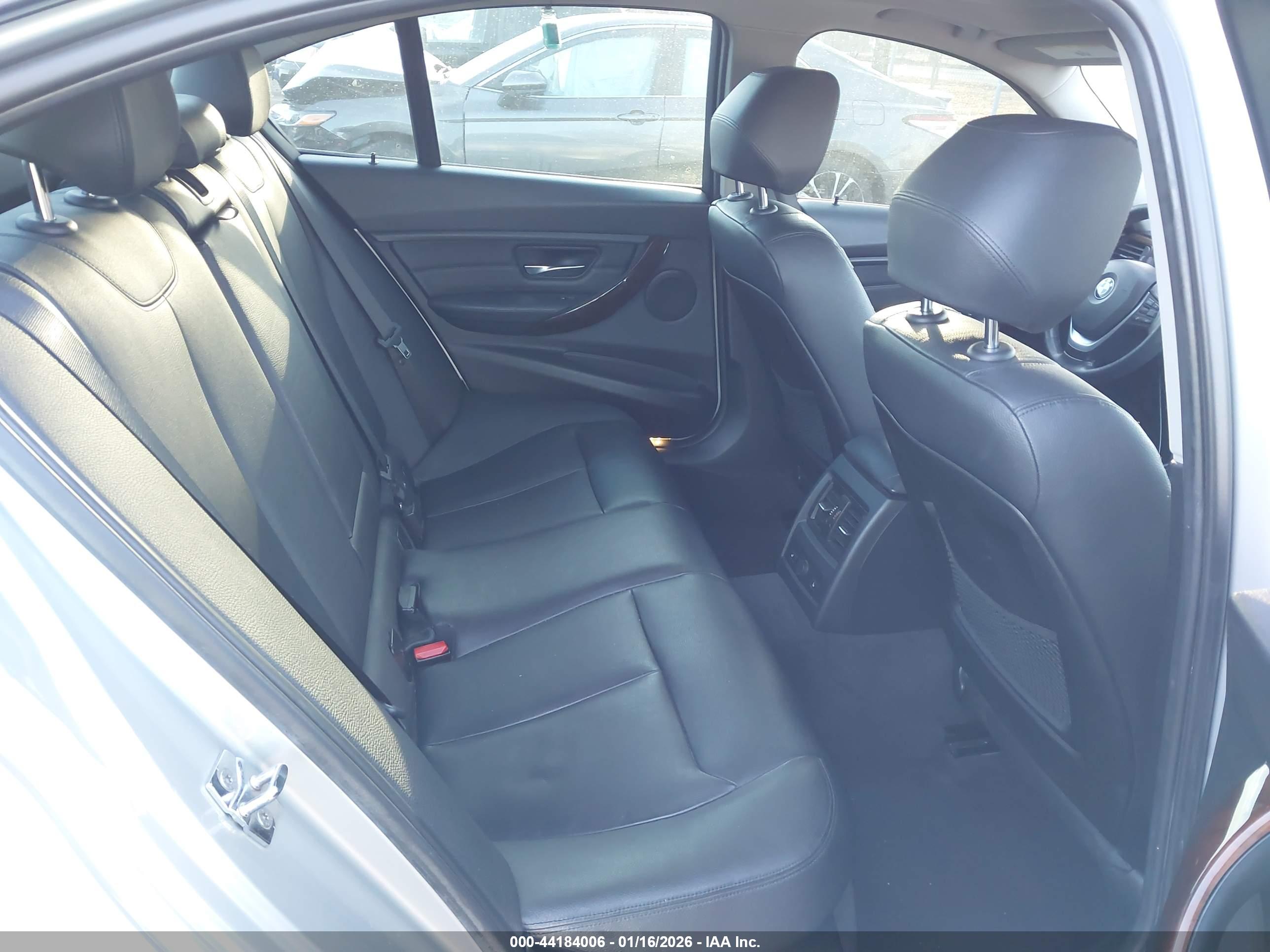 BMW 328I image 8