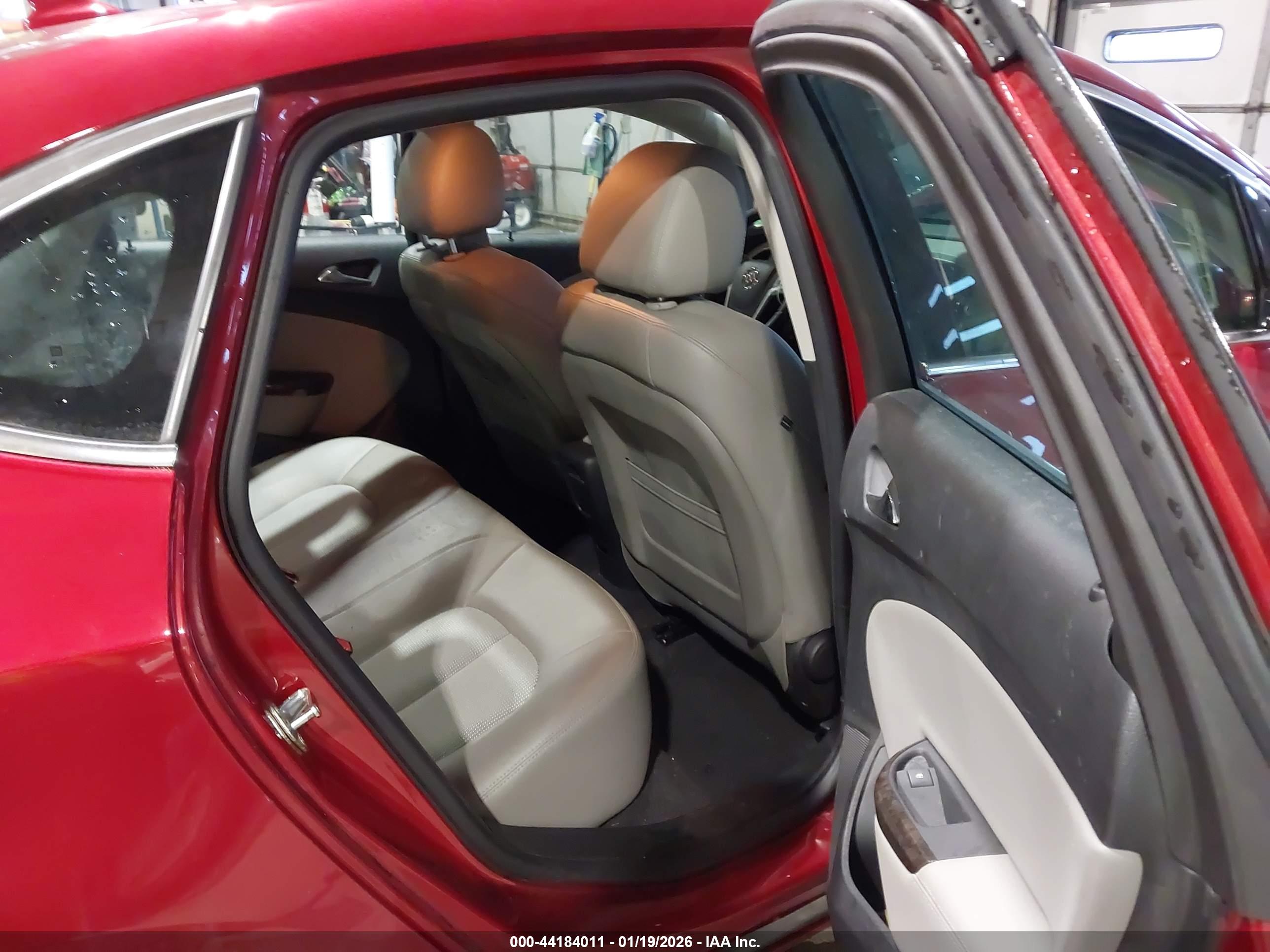 BUICK VERANO image 8