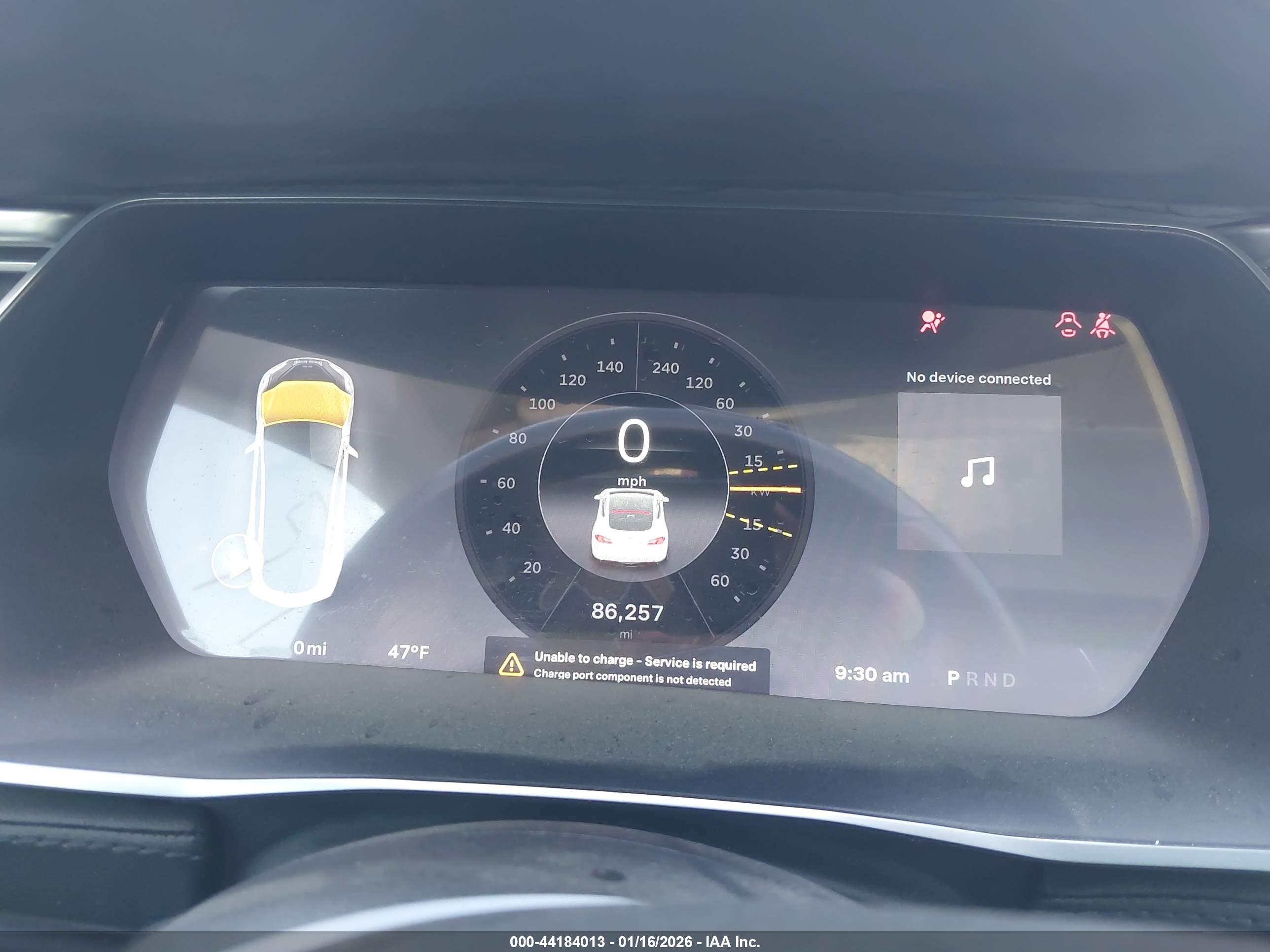 TESLA MODEL image 7