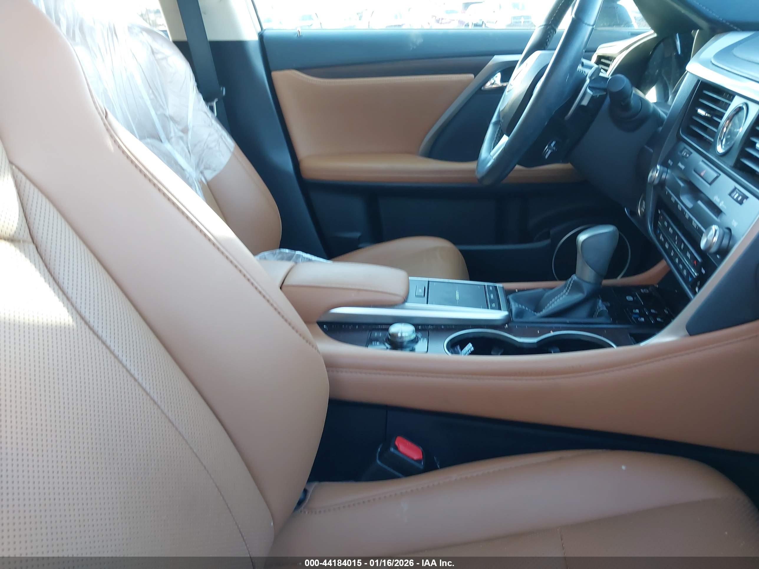 LEXUS RX image 5