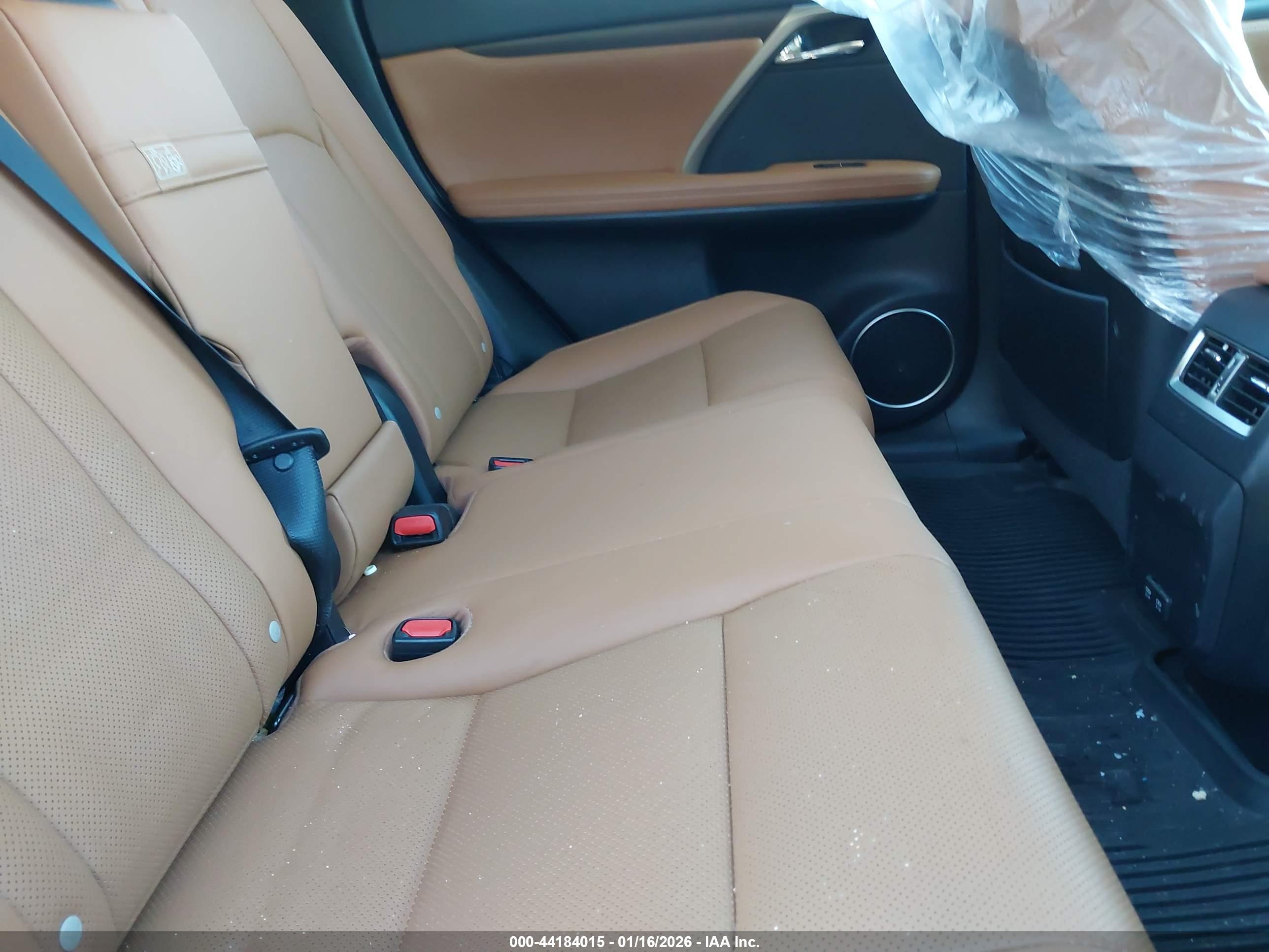 LEXUS RX image 8