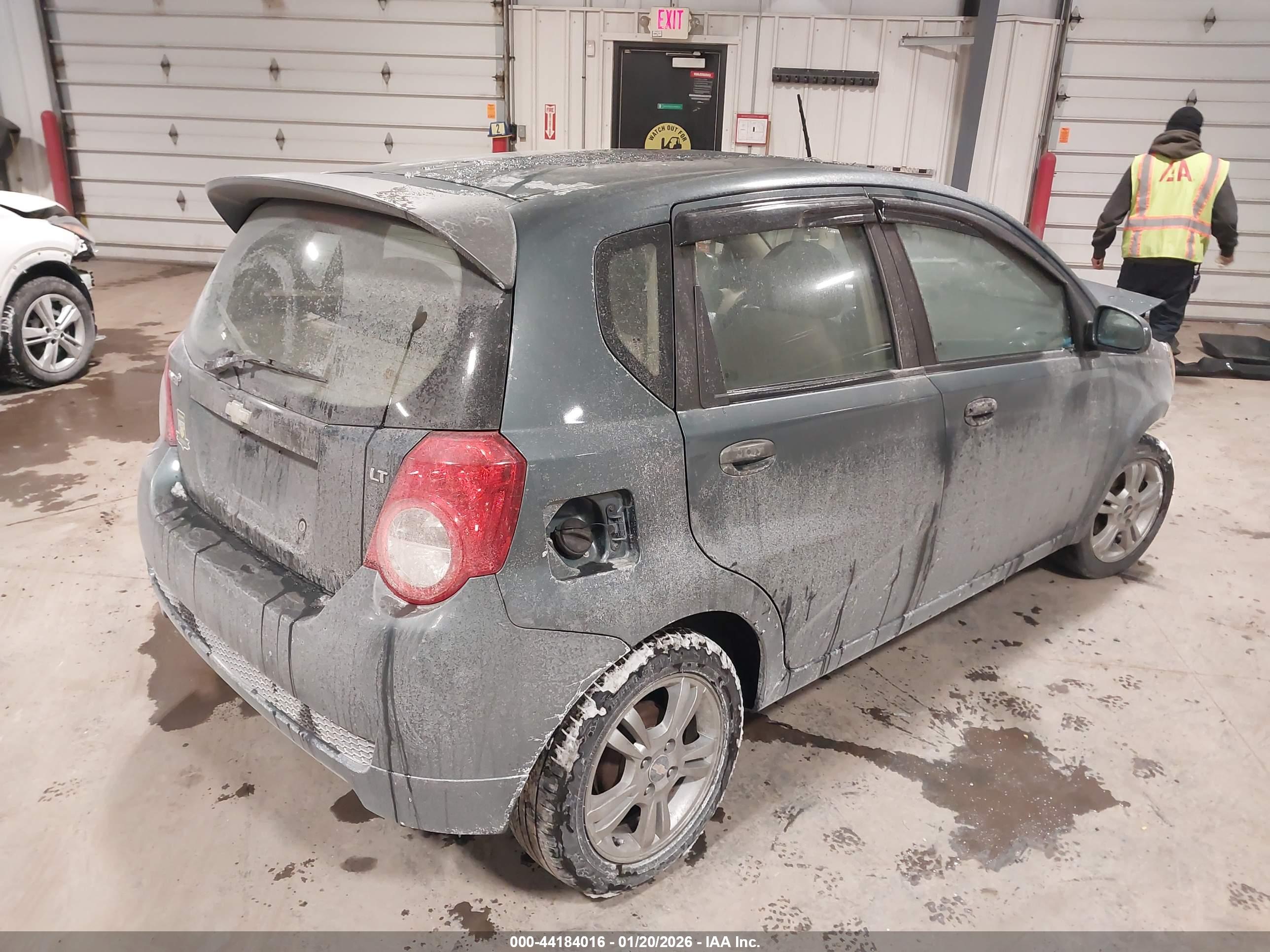 CHEVROLET AVEO image 4