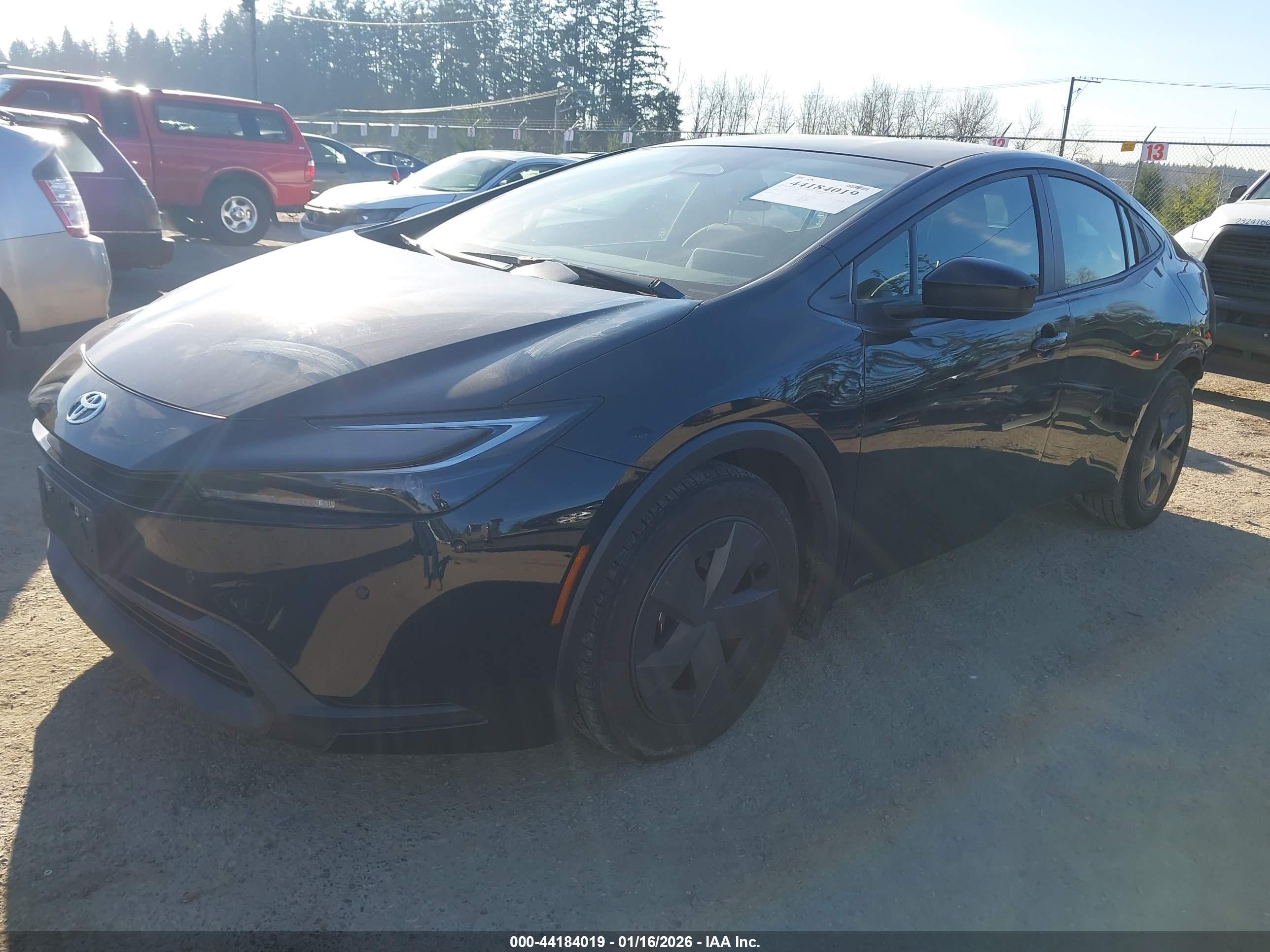 TOYOTA PRIUS image 2