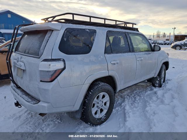 TOYOTA 4RUNNER image 4