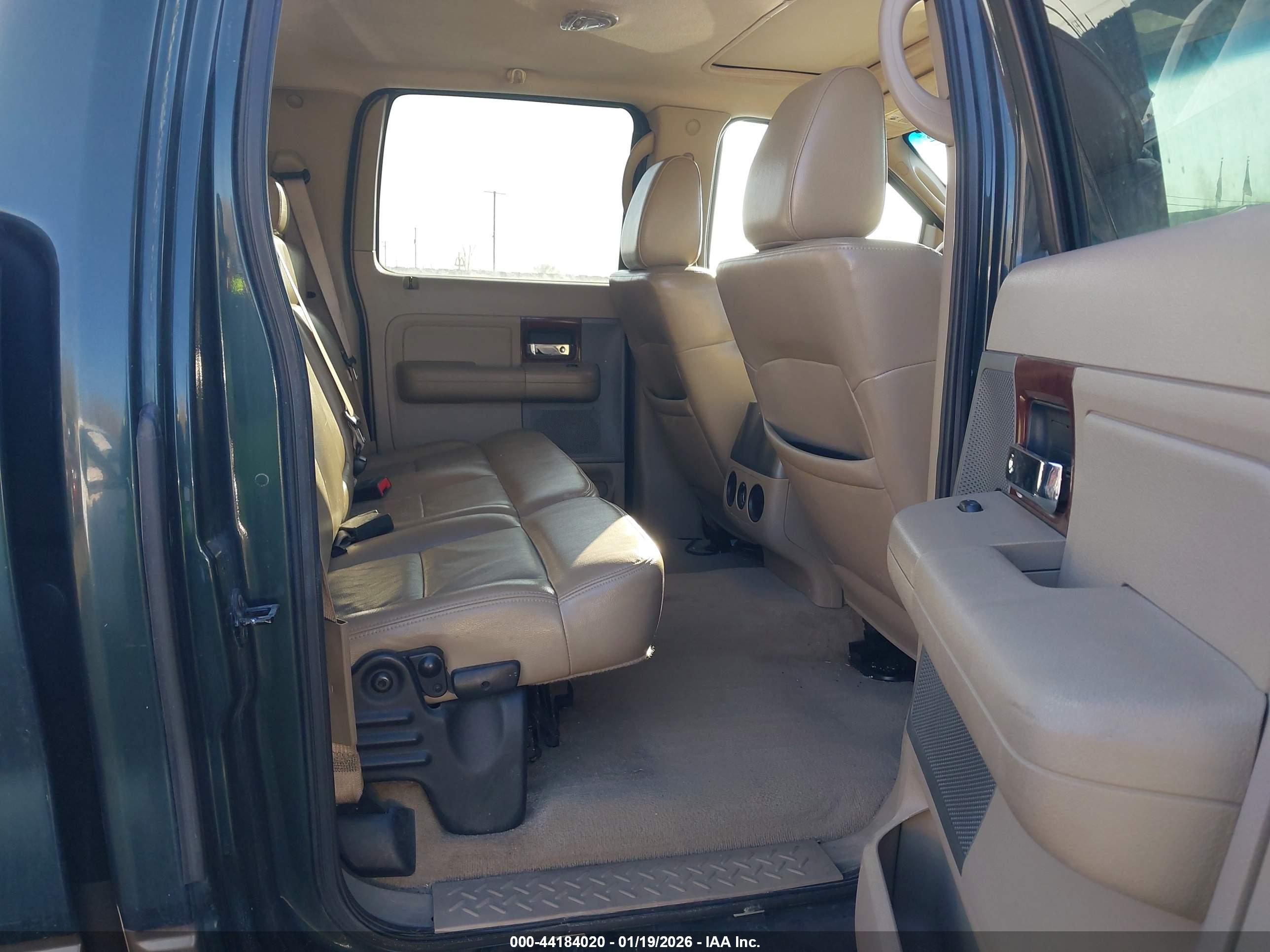 FORD F-150 image 8