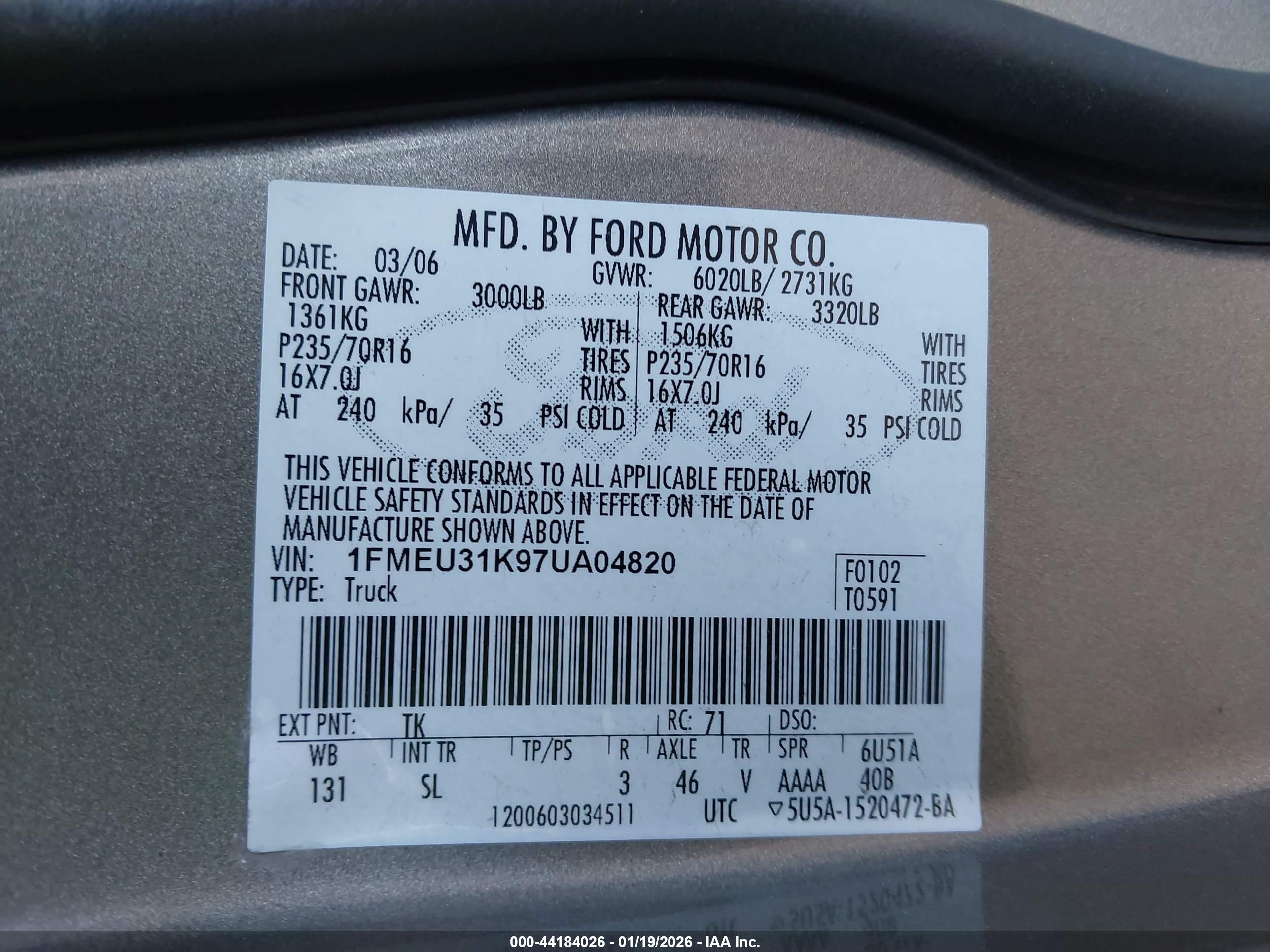 FORD EXPLORER image 9