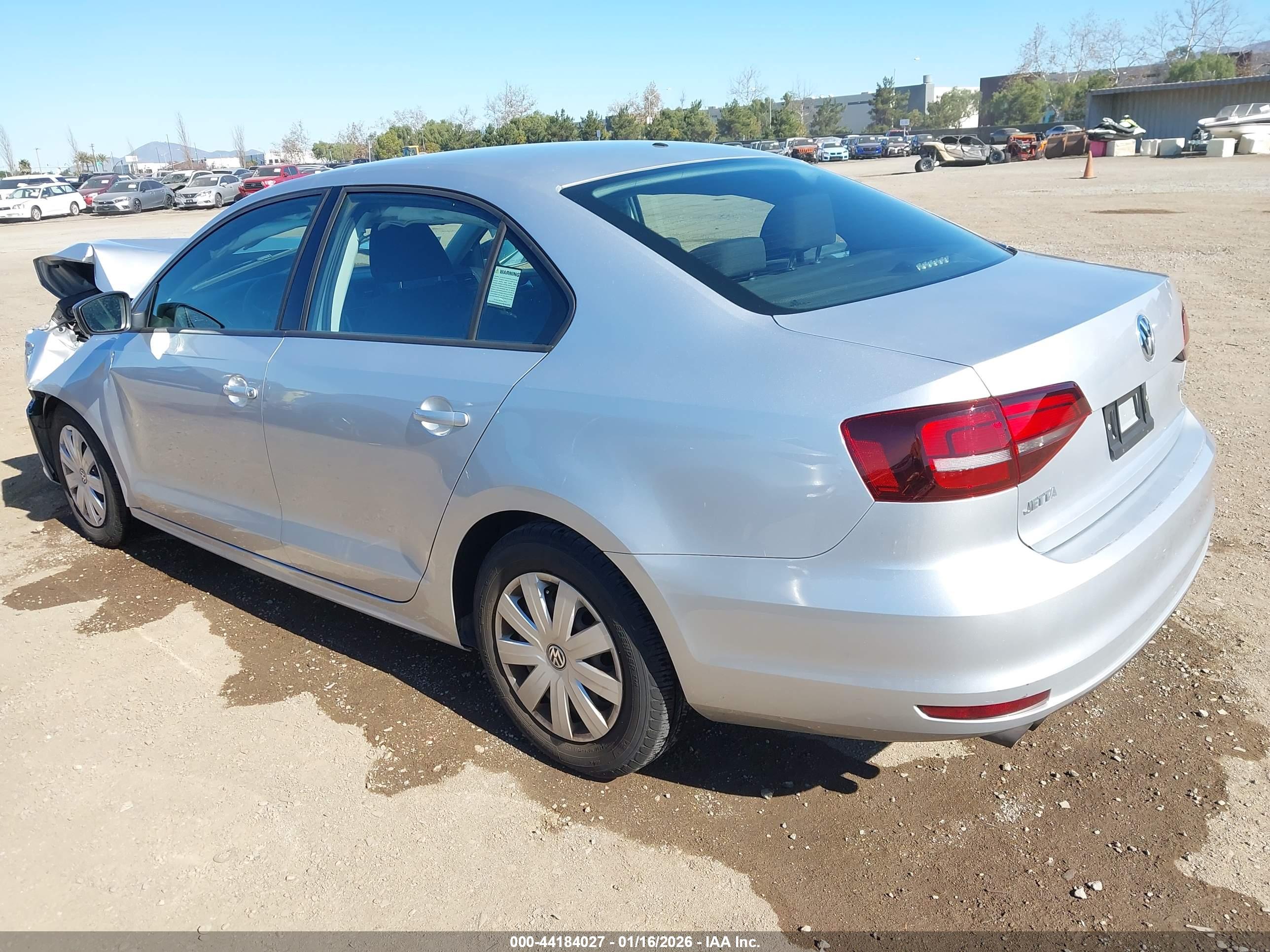 VOLKSWAGEN JETTA image 3