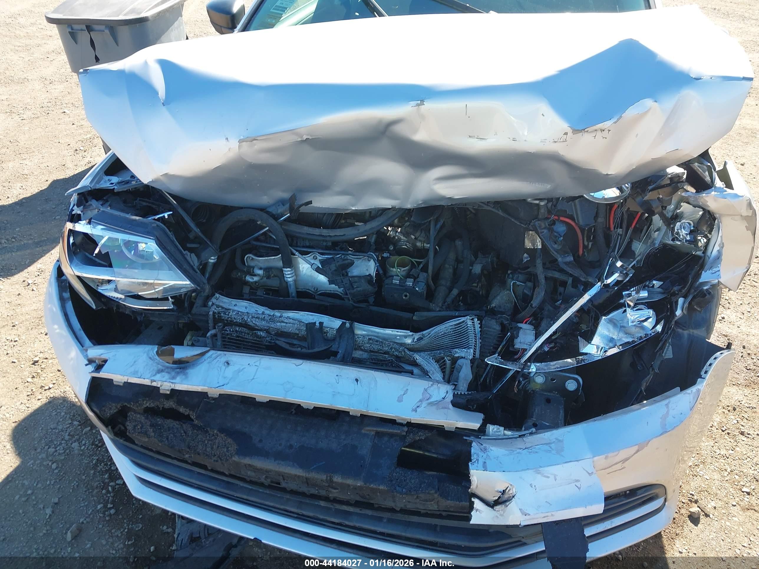 VOLKSWAGEN JETTA image 6